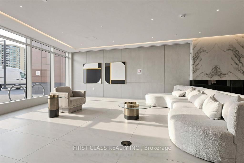 Photo 15 of Unit A1606, 30 Upper Mall Way, Vaughan, Brownridge — HOMEH