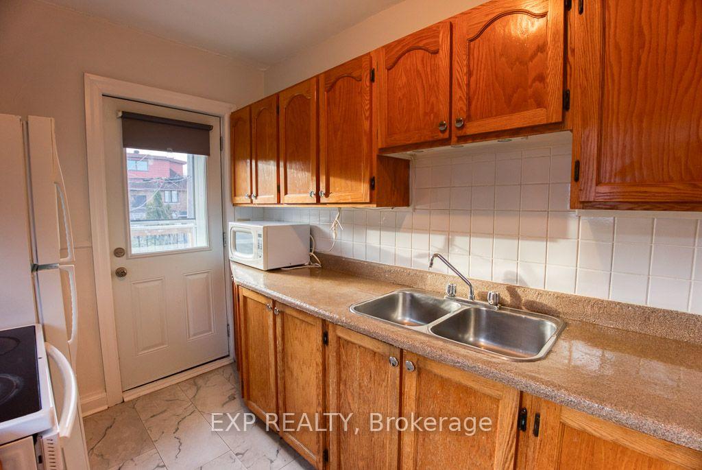Photo 24 of 448 Holland Avenue, Ottawa, Civic Hospital — HOMEH