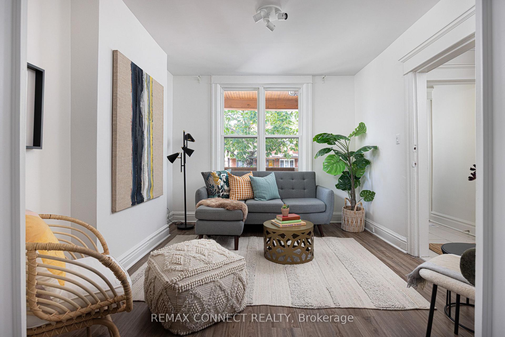 Photo 2 of 17 Muir Avenue, Toronto, Dufferin Grove — HOMEH
