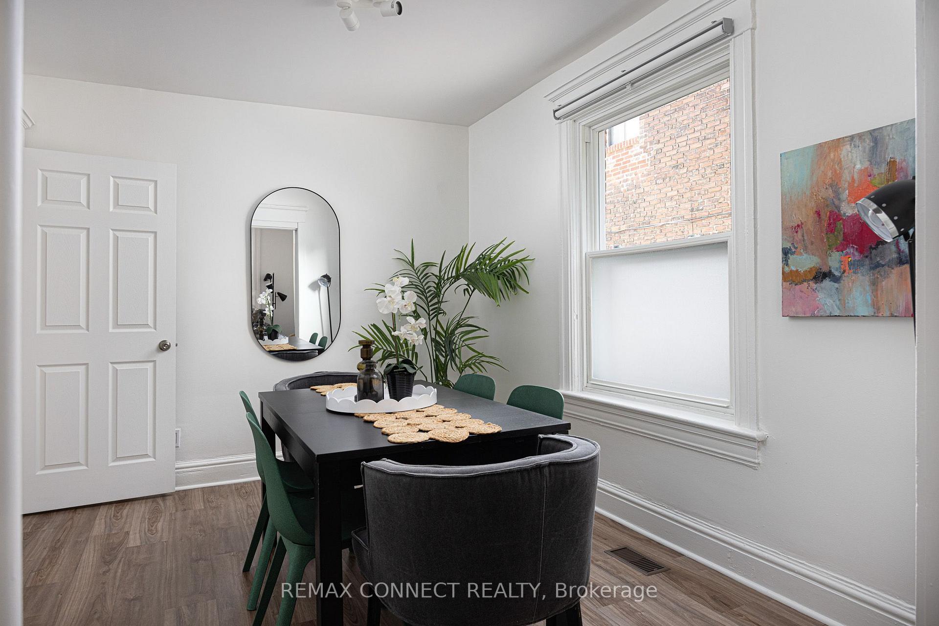 Photo 8 of 17 Muir Avenue, Toronto, Dufferin Grove — HOMEH