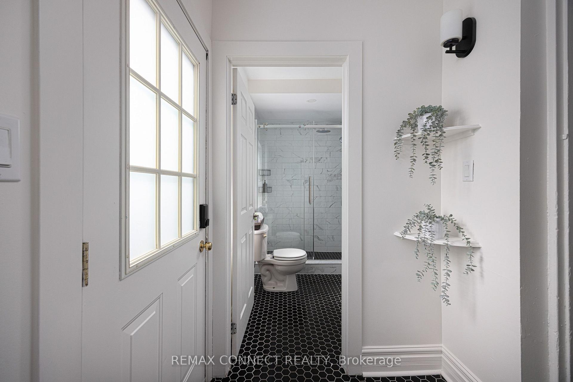 Photo 18 of 17 Muir Avenue, Toronto, Dufferin Grove — HOMEH