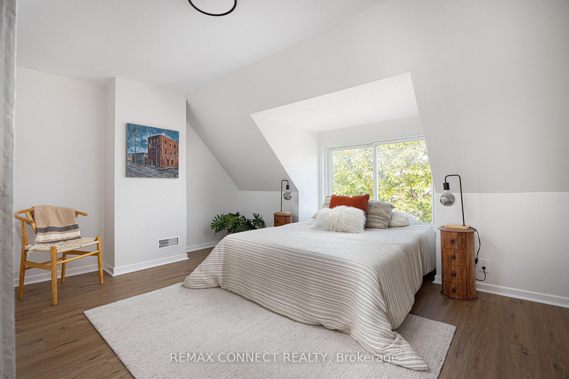 Photo 20 of 17 Muir Avenue, Toronto, Dufferin Grove — HOMEH