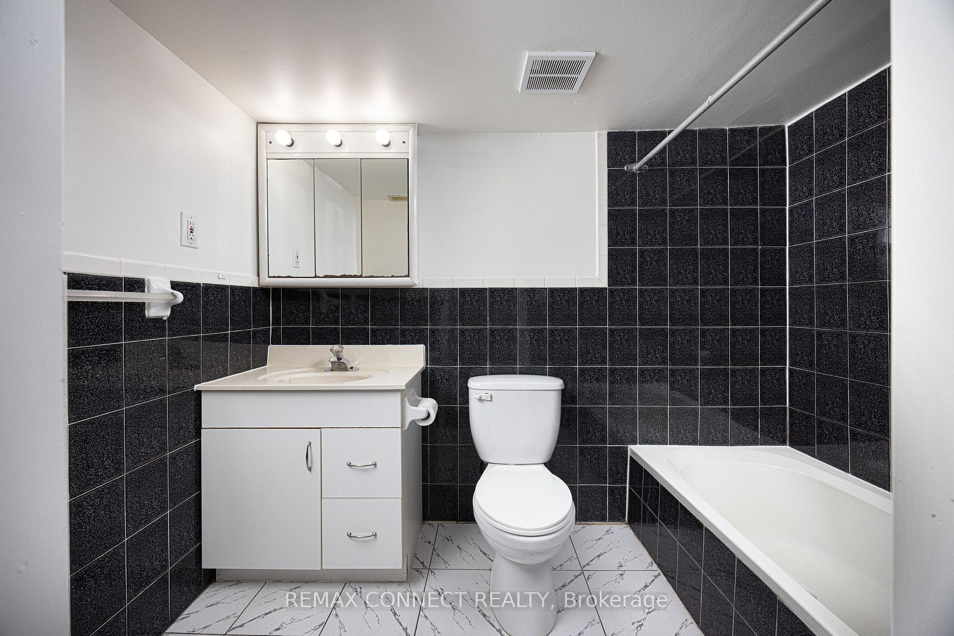 Photo 36 of 17 Muir Avenue, Toronto, Dufferin Grove — HOMEH