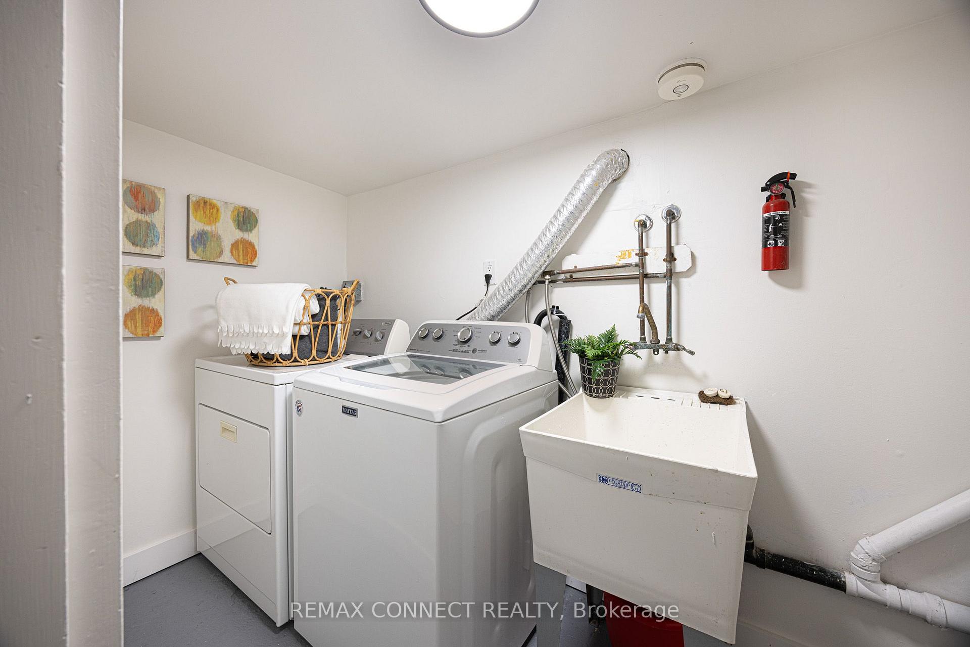 Photo 37 of 17 Muir Avenue, Toronto, Dufferin Grove — HOMEH
