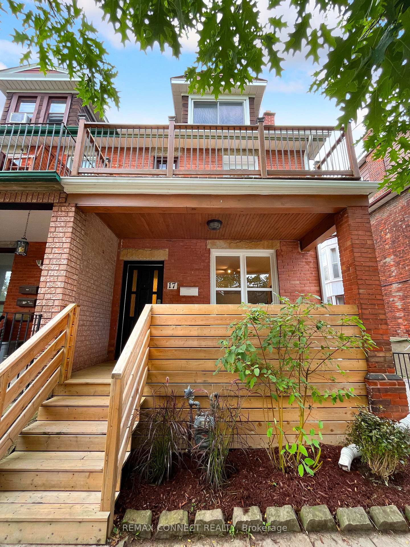 Photo 39 of 17 Muir Avenue, Toronto, Dufferin Grove — HOMEH