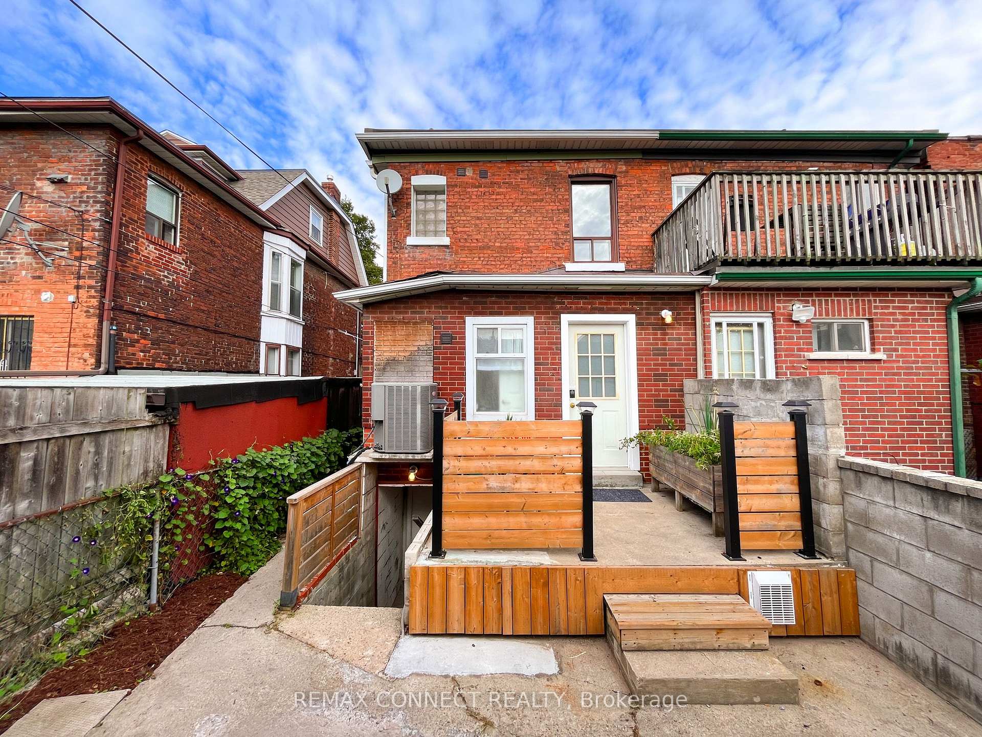Photo 42 of 17 Muir Avenue, Toronto, Dufferin Grove — HOMEH