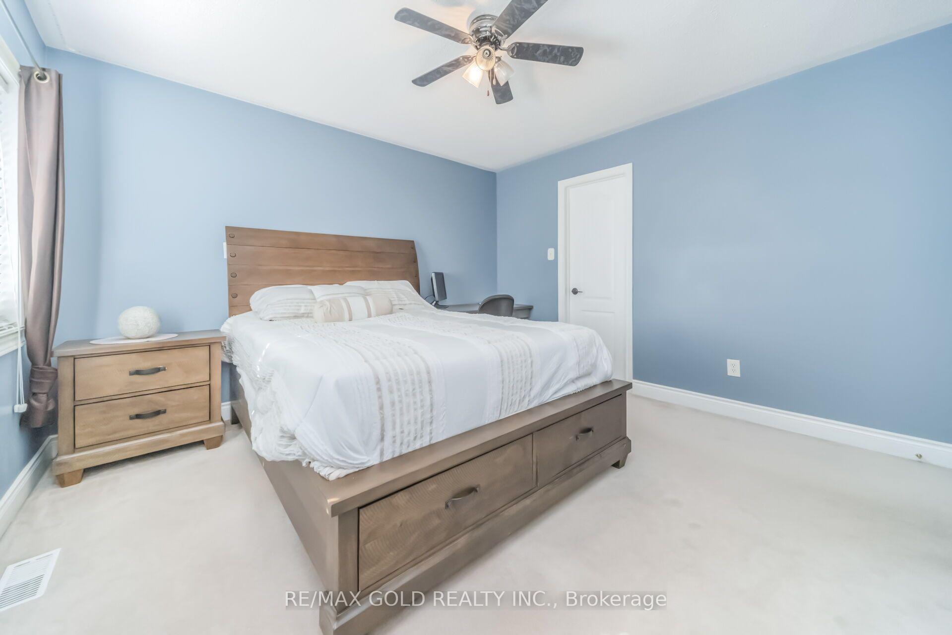 Photo 22 of 15 Newark Way, Brampton, Fletcher's Meadow — HOMEH