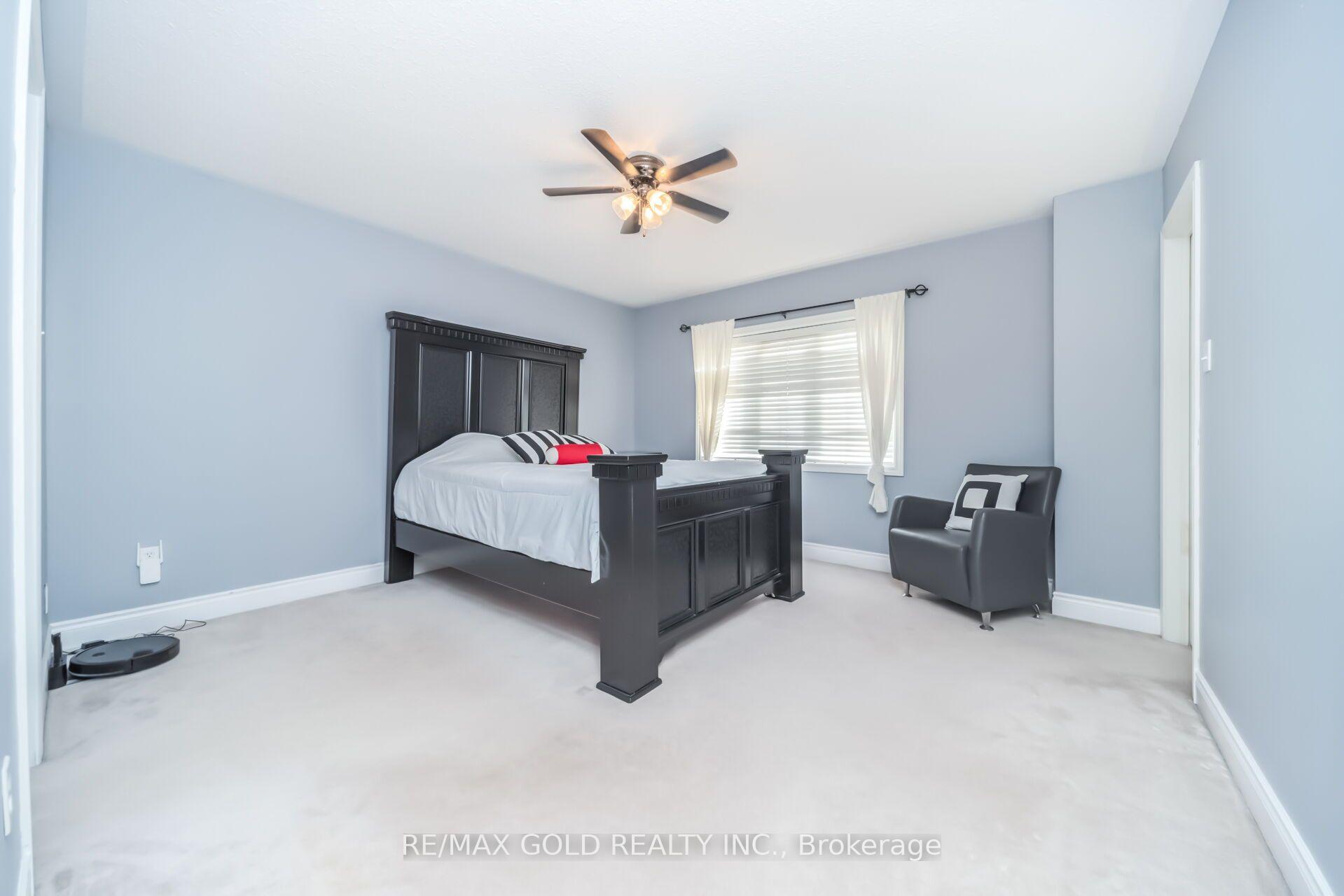 Photo 23 of 15 Newark Way, Brampton, Fletcher's Meadow — HOMEH
