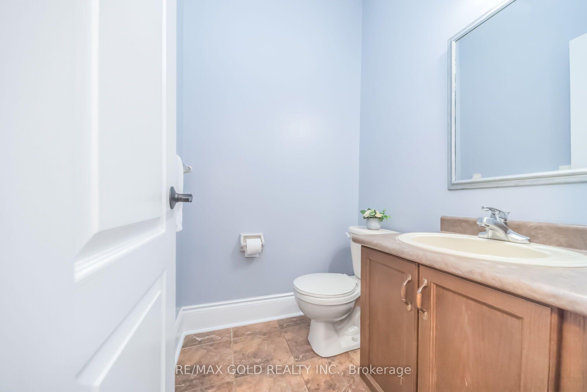 Photo 26 of 15 Newark Way, Brampton, Fletcher's Meadow — HOMEH