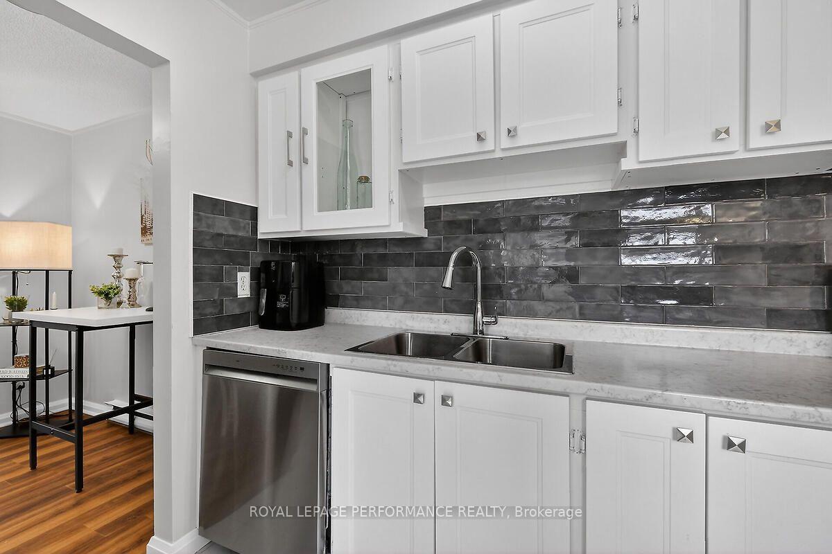 Photo 4 of Unit 28, 42 Compata Way, Ottawa, Blackburn Hamlet (South) — HOMEH