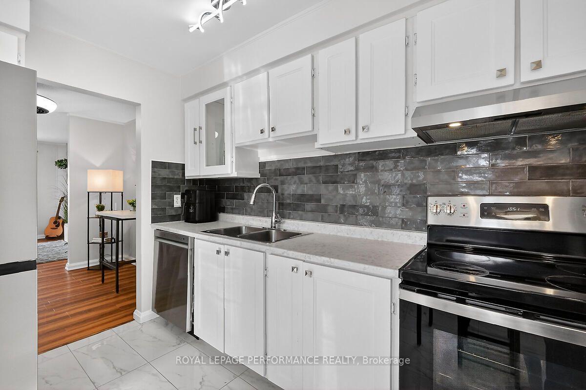 Photo 5 of Unit 28, 42 Compata Way, Ottawa, Blackburn Hamlet (South) — HOMEH