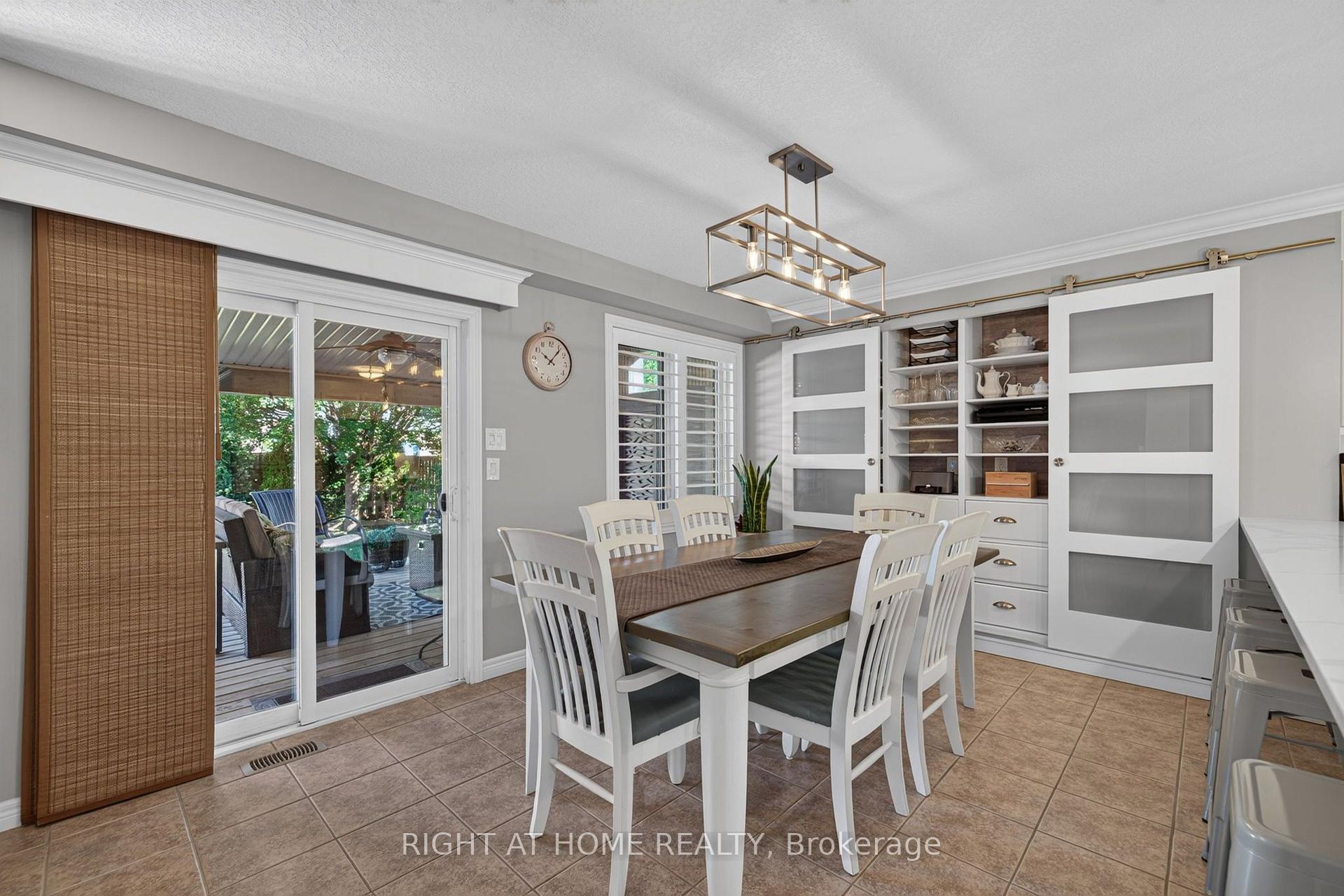 Photo 15 of 1032 Byronmanor Road, London, South K — HOMEH