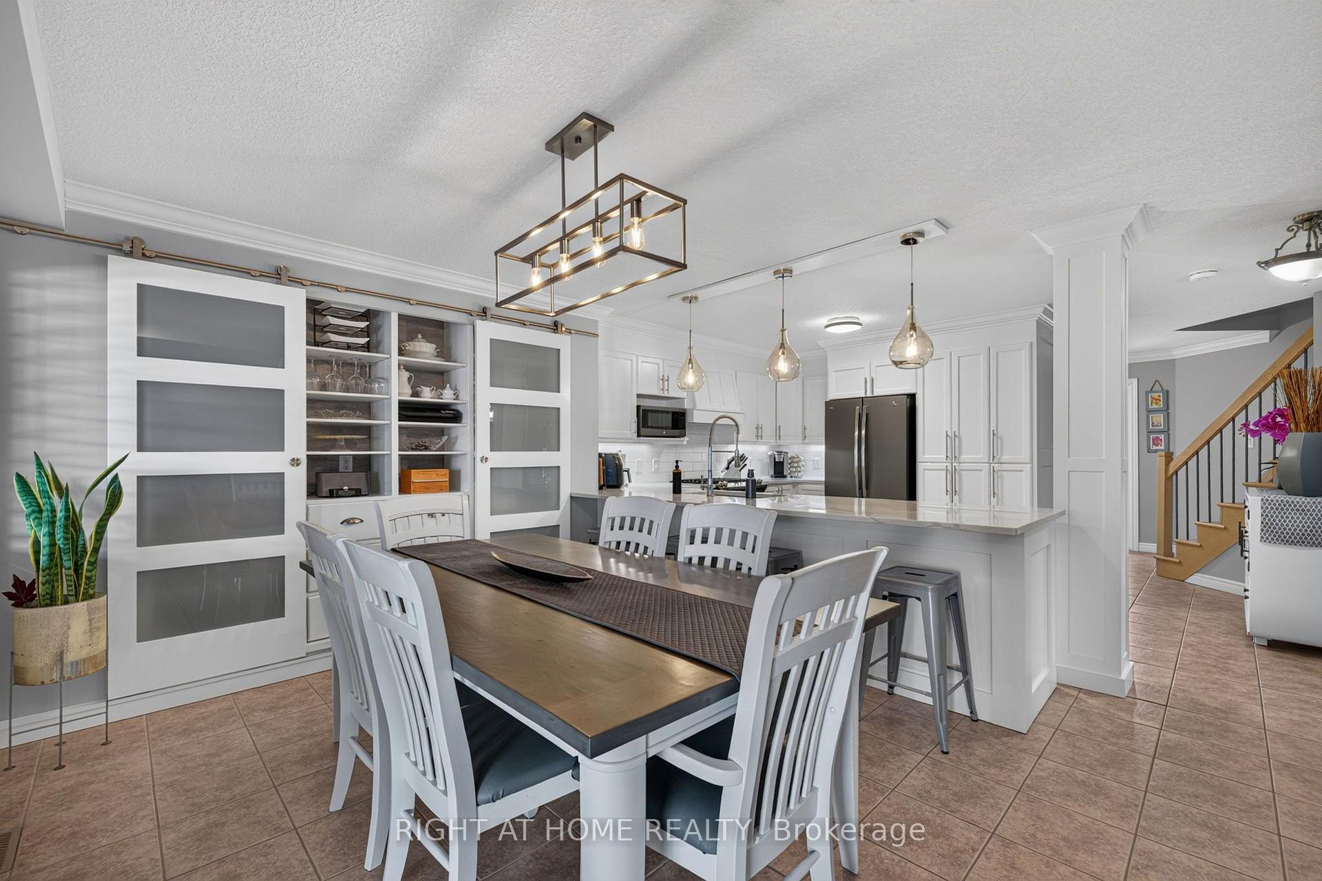 Photo 16 of 1032 Byronmanor Road, London, South K — HOMEH