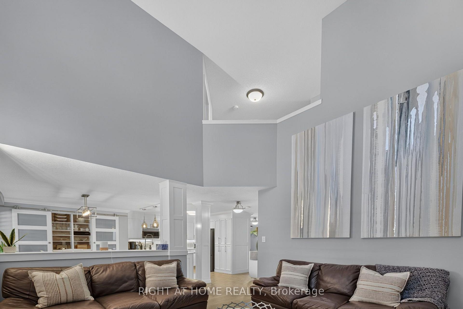 Photo 20 of 1032 Byronmanor Road, London, South K — HOMEH