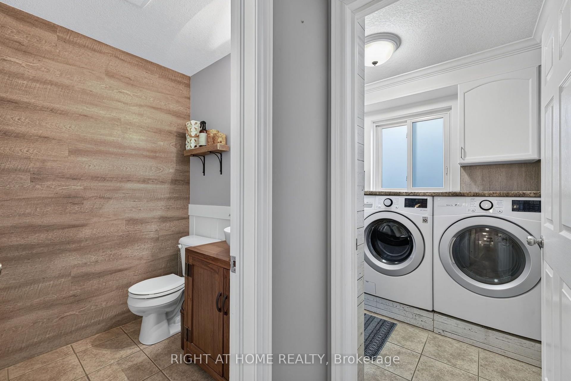 Photo 21 of 1032 Byronmanor Road, London, South K — HOMEH