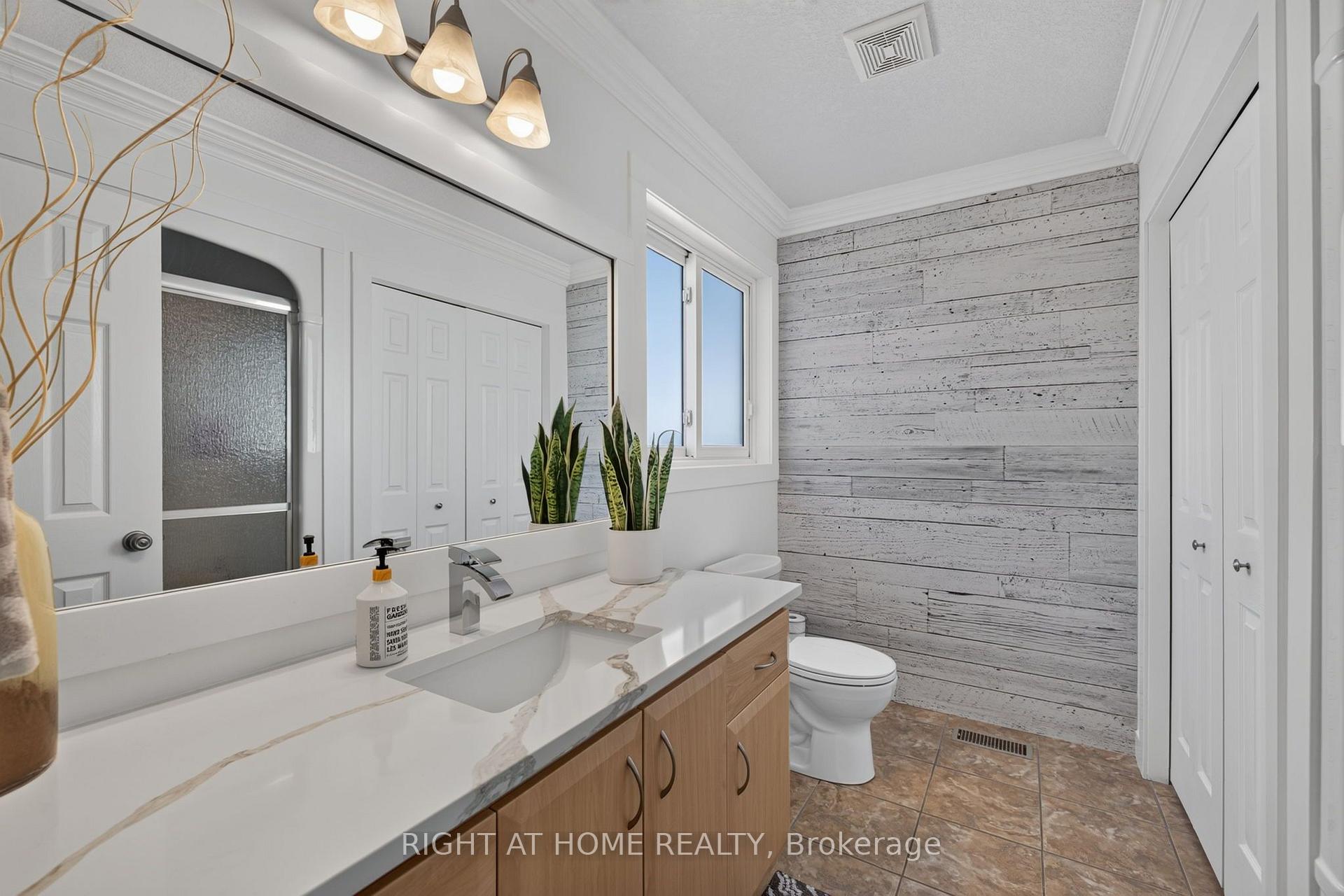 Photo 27 of 1032 Byronmanor Road, London, South K — HOMEH