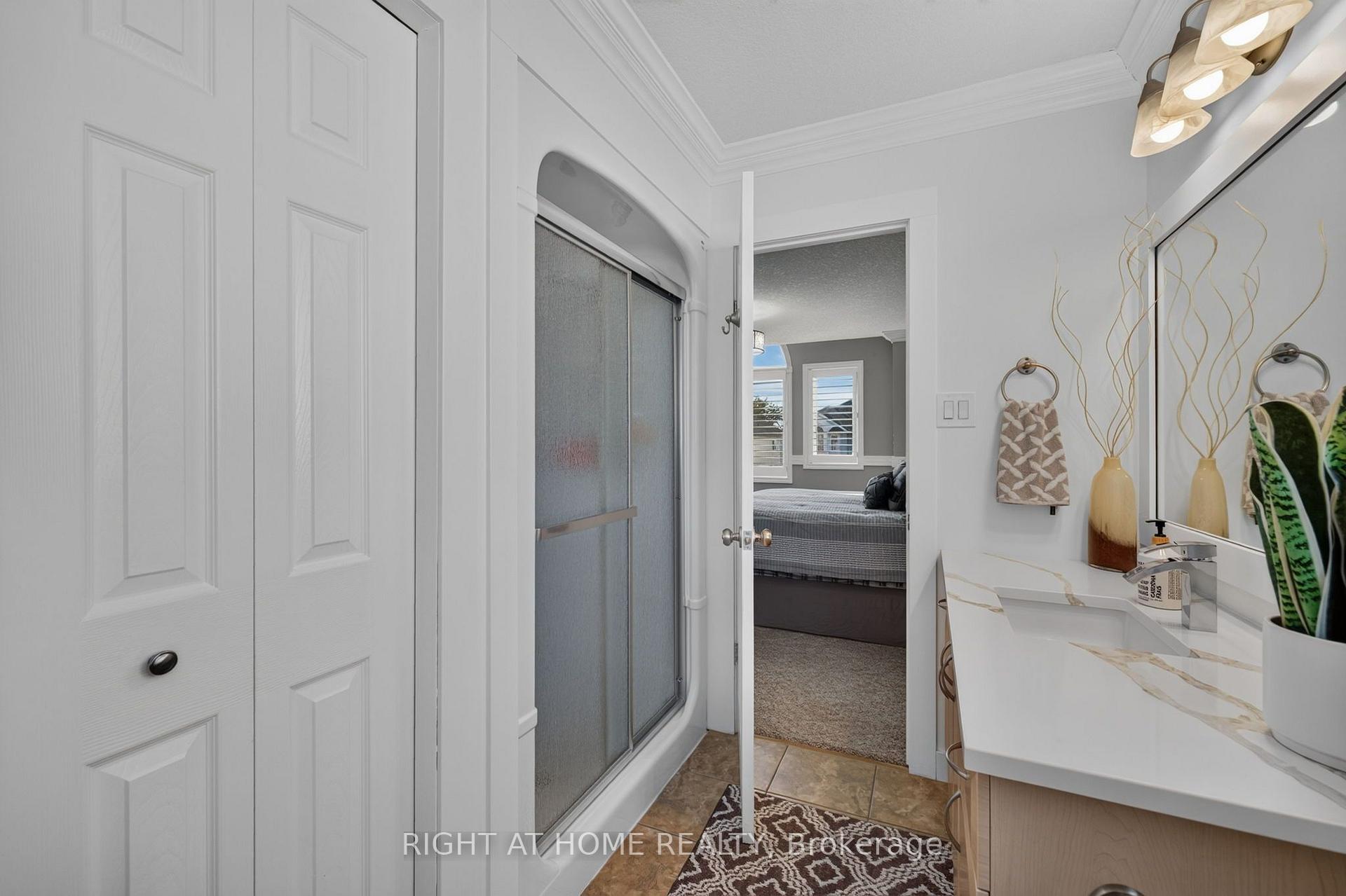 Photo 28 of 1032 Byronmanor Road, London, South K — HOMEH