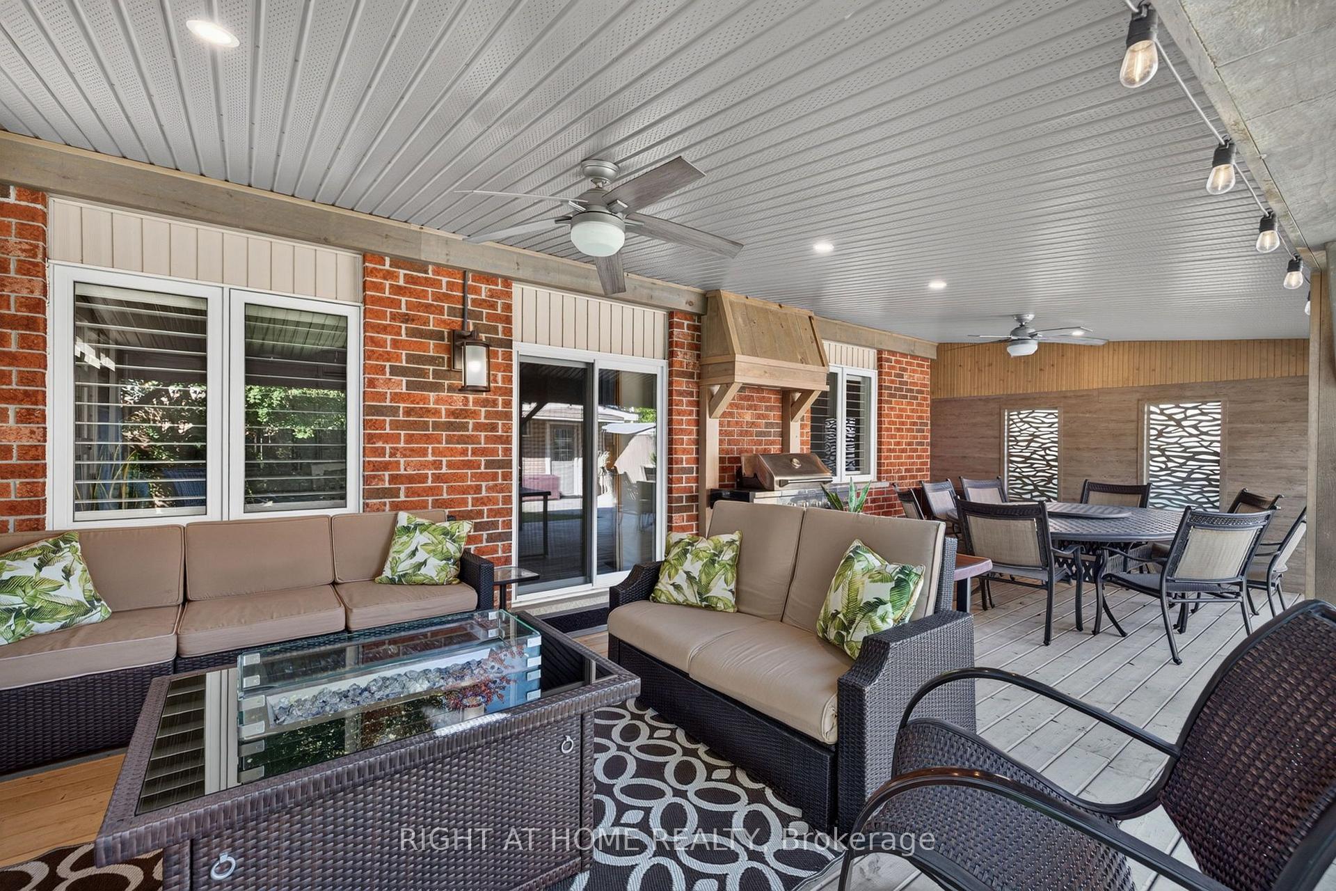 Photo 44 of 1032 Byronmanor Road, London, South K — HOMEH
