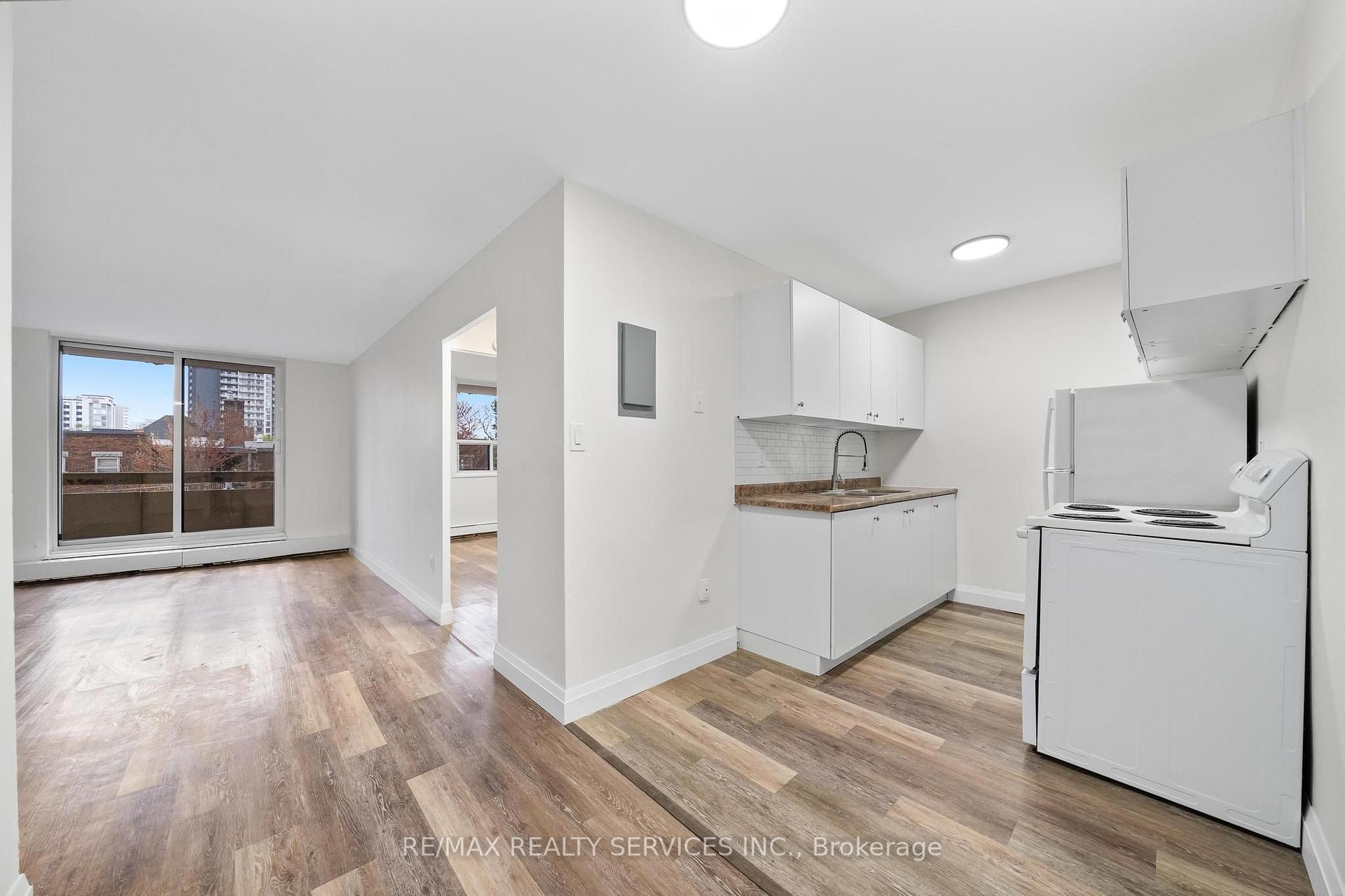Photo 19 of Unit 908, 223 Jackson Street W, Hamilton, Durand — HOMEH