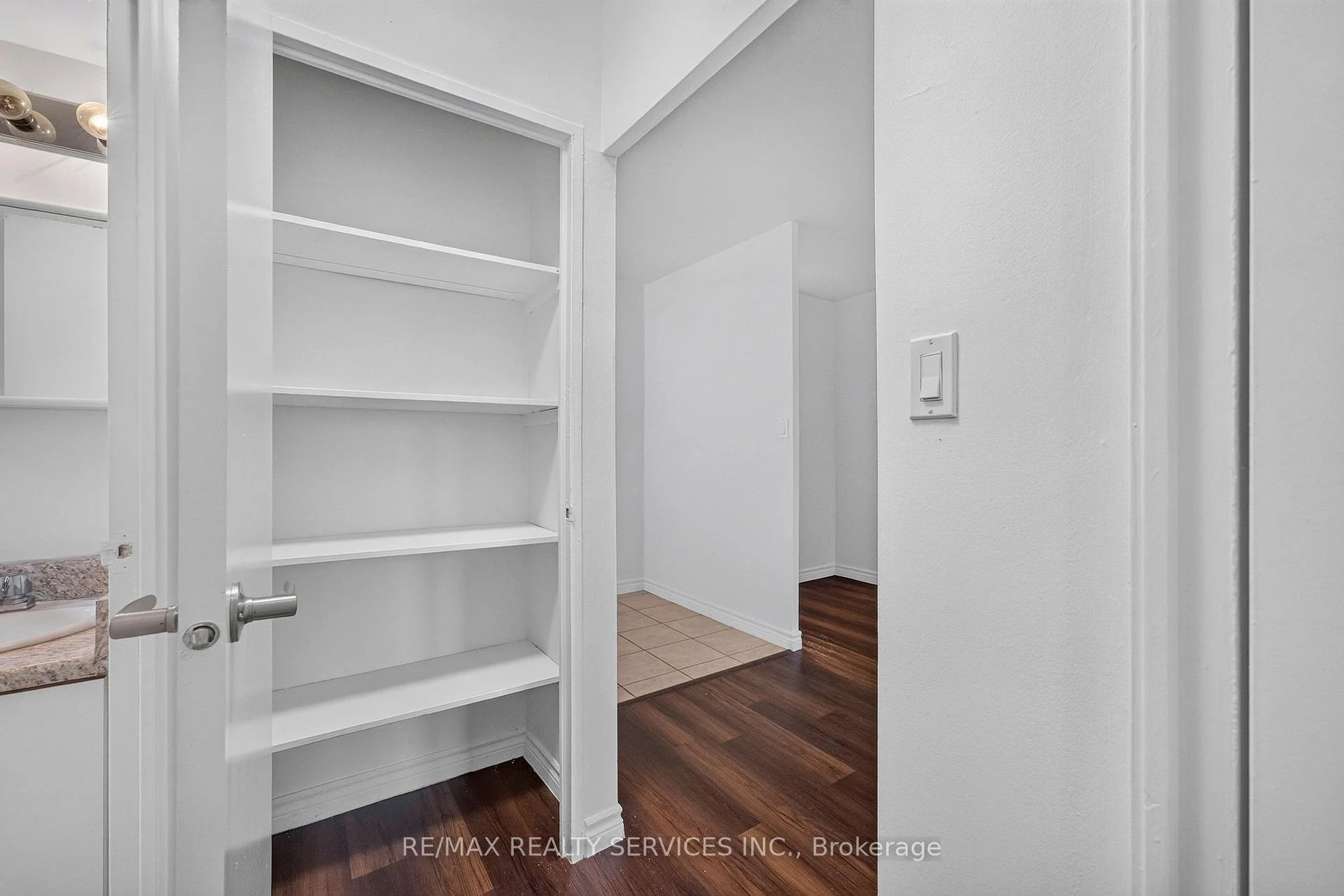 Photo 38 of Unit 908, 223 Jackson Street W, Hamilton, Durand — HOMEH
