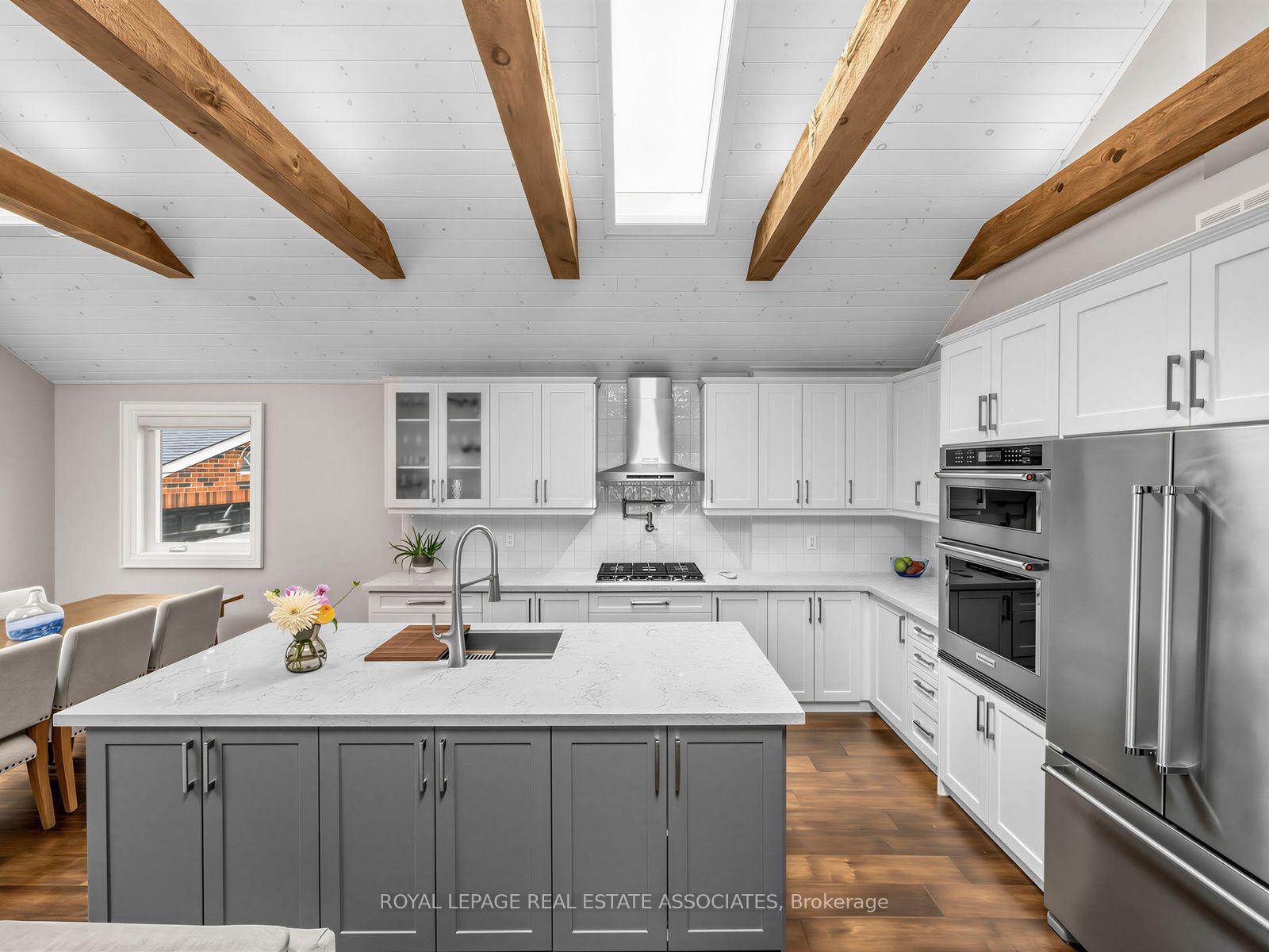 Photo 14 of 41 Ringley Avenue, Etobicoke, Stonegate-Queensway — HOMEH