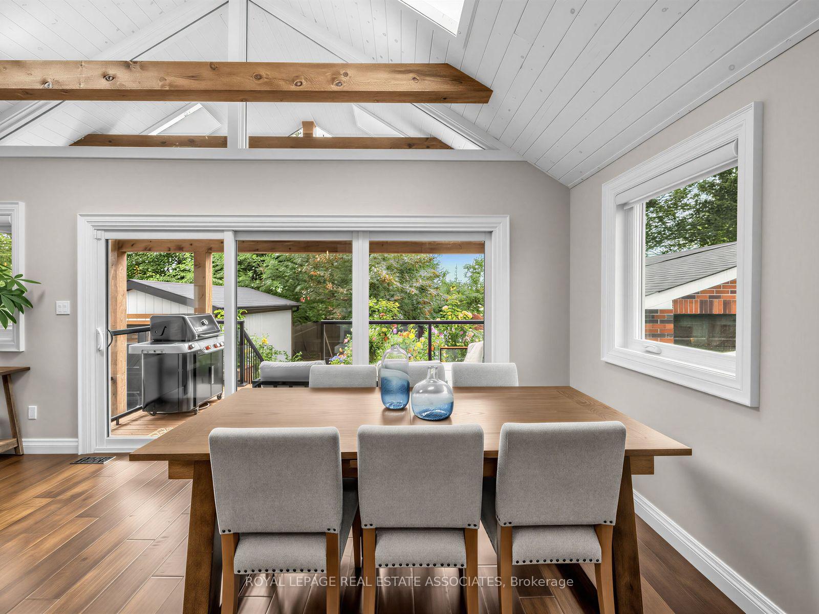 Photo 16 of 41 Ringley Avenue, Etobicoke, Stonegate-Queensway — HOMEH