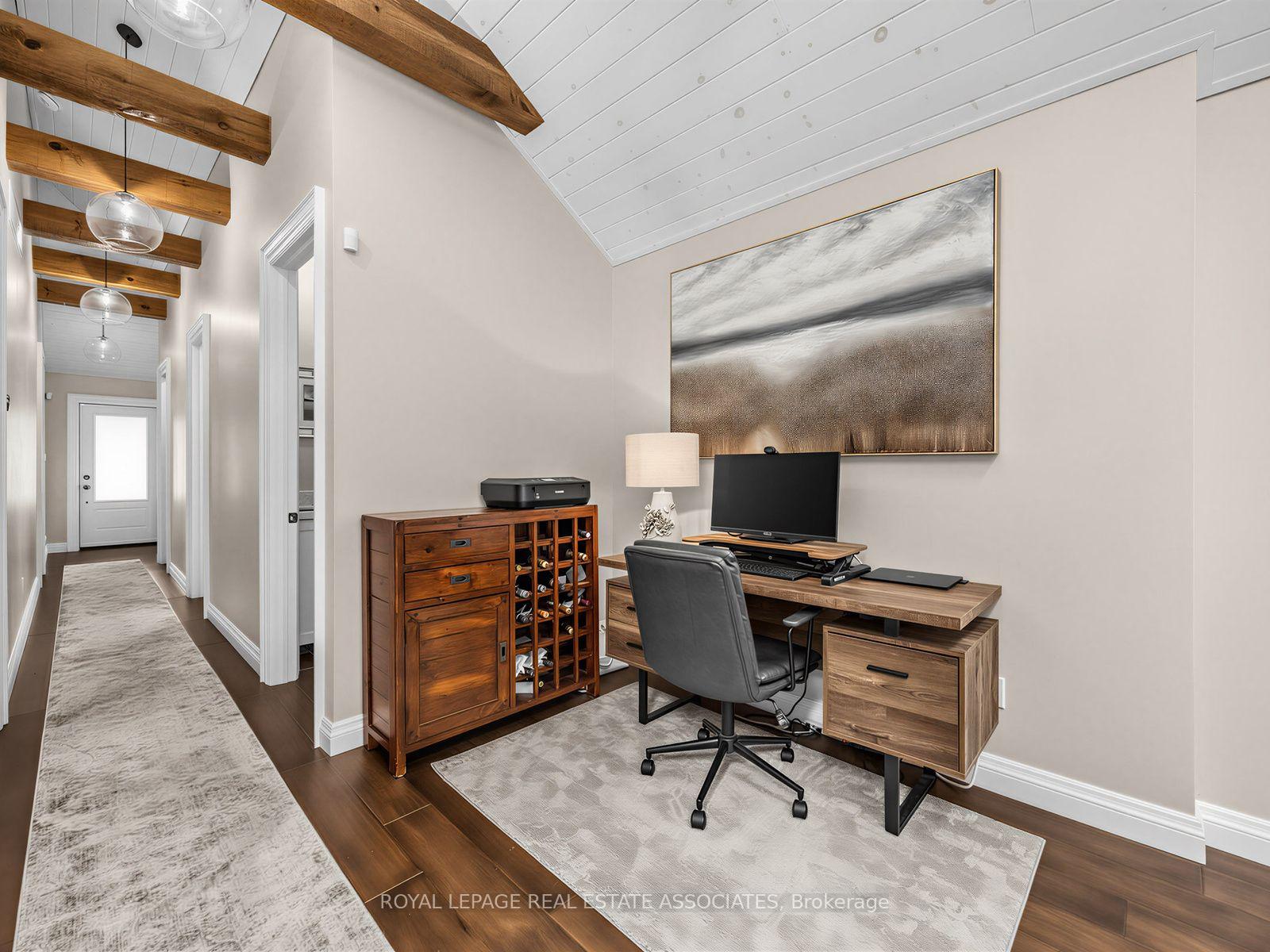 Photo 20 of 41 Ringley Avenue, Etobicoke, Stonegate-Queensway — HOMEH