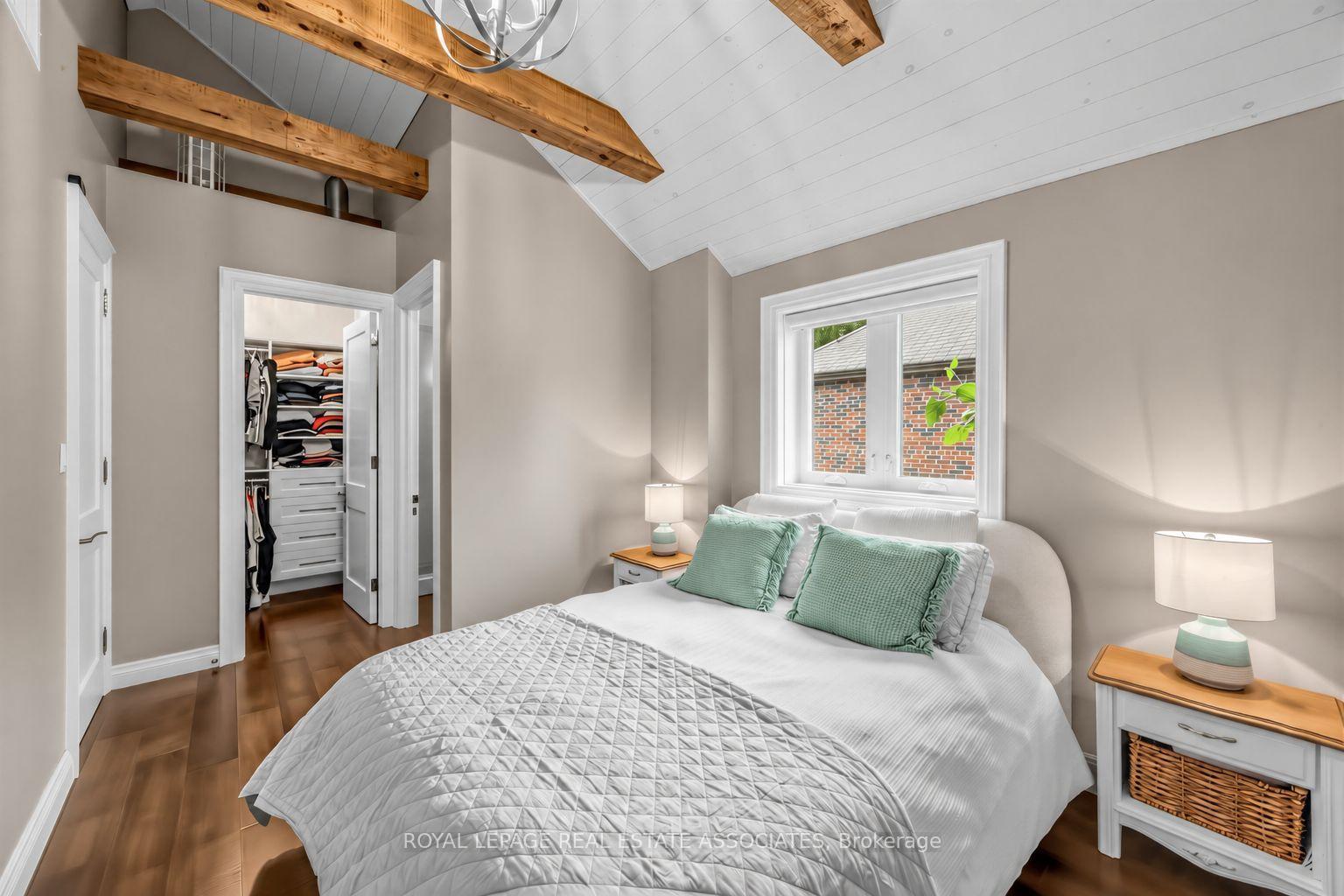 Photo 22 of 41 Ringley Avenue, Etobicoke, Stonegate-Queensway — HOMEH