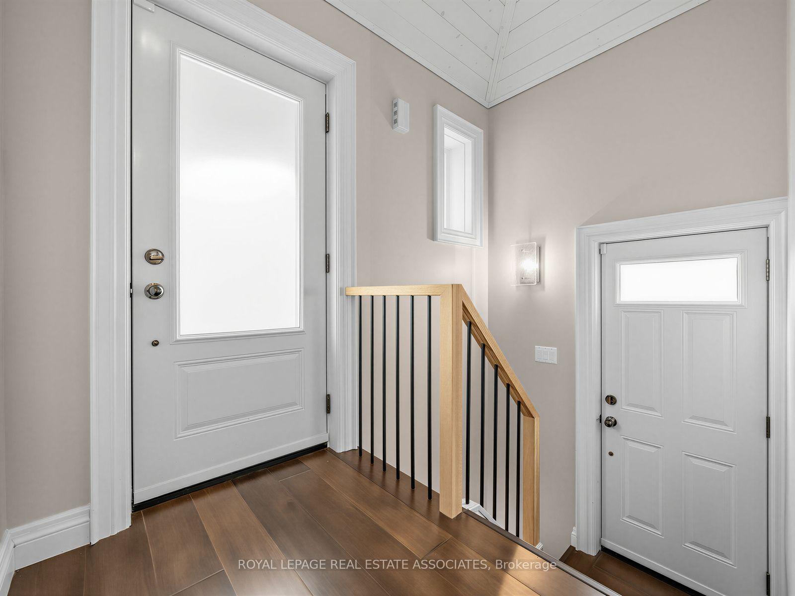 Photo 27 of 41 Ringley Avenue, Etobicoke, Stonegate-Queensway — HOMEH