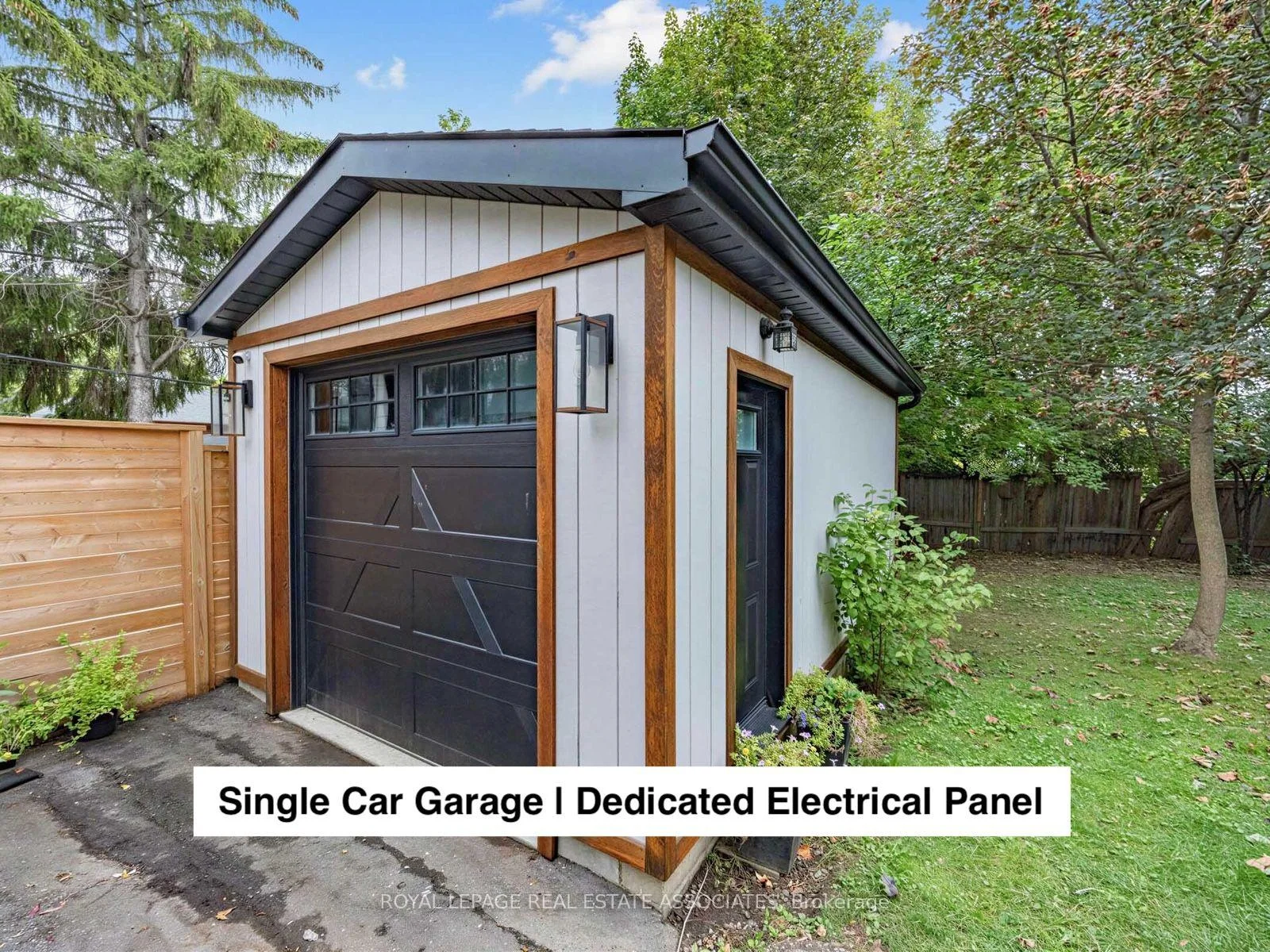 Photo 42 of 41 Ringley Avenue, Etobicoke, Stonegate-Queensway — HOMEH