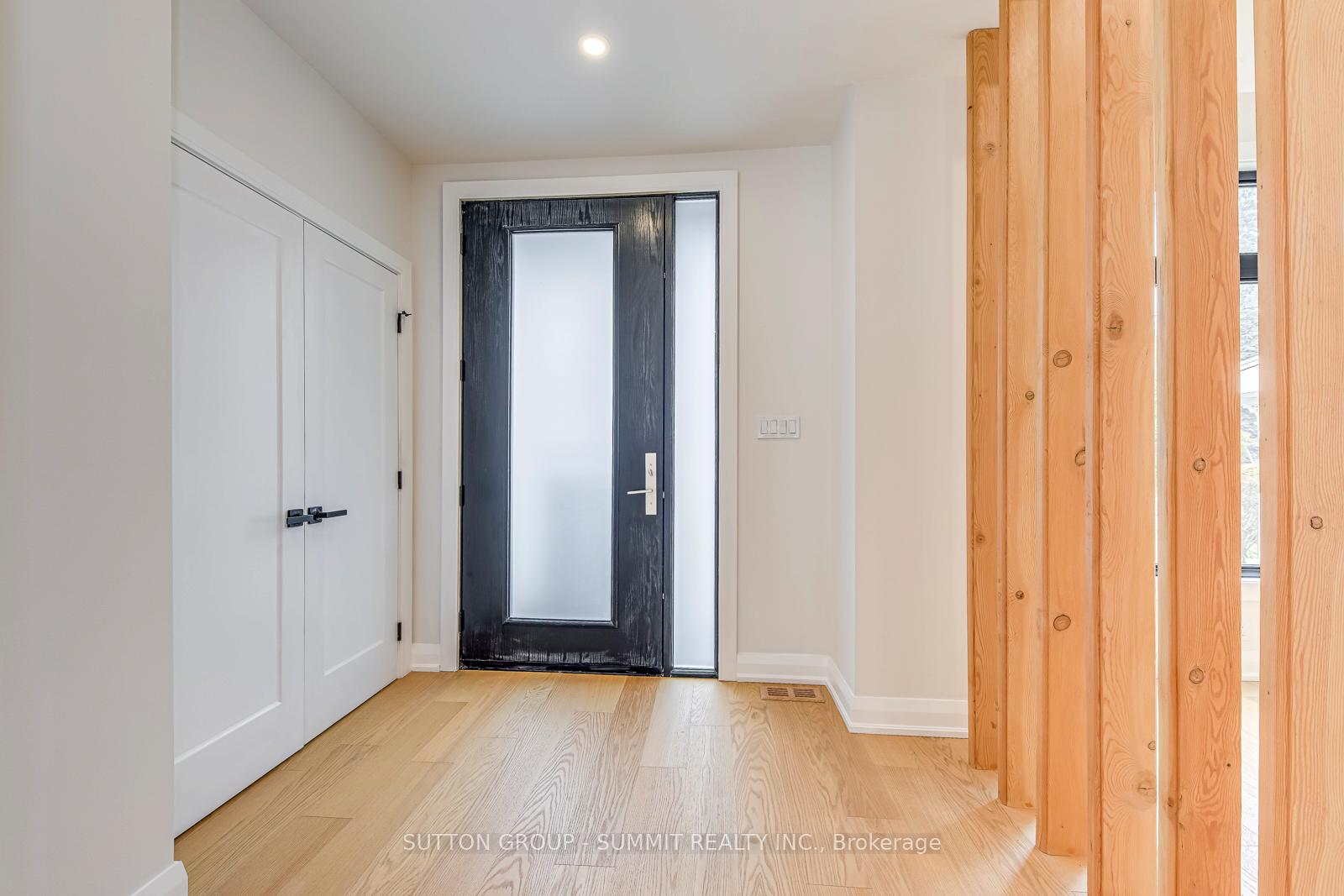Photo 12 of 103 Kalmar Avenue, Scarborough, Birchcliffe-Cliffside — HOMEH