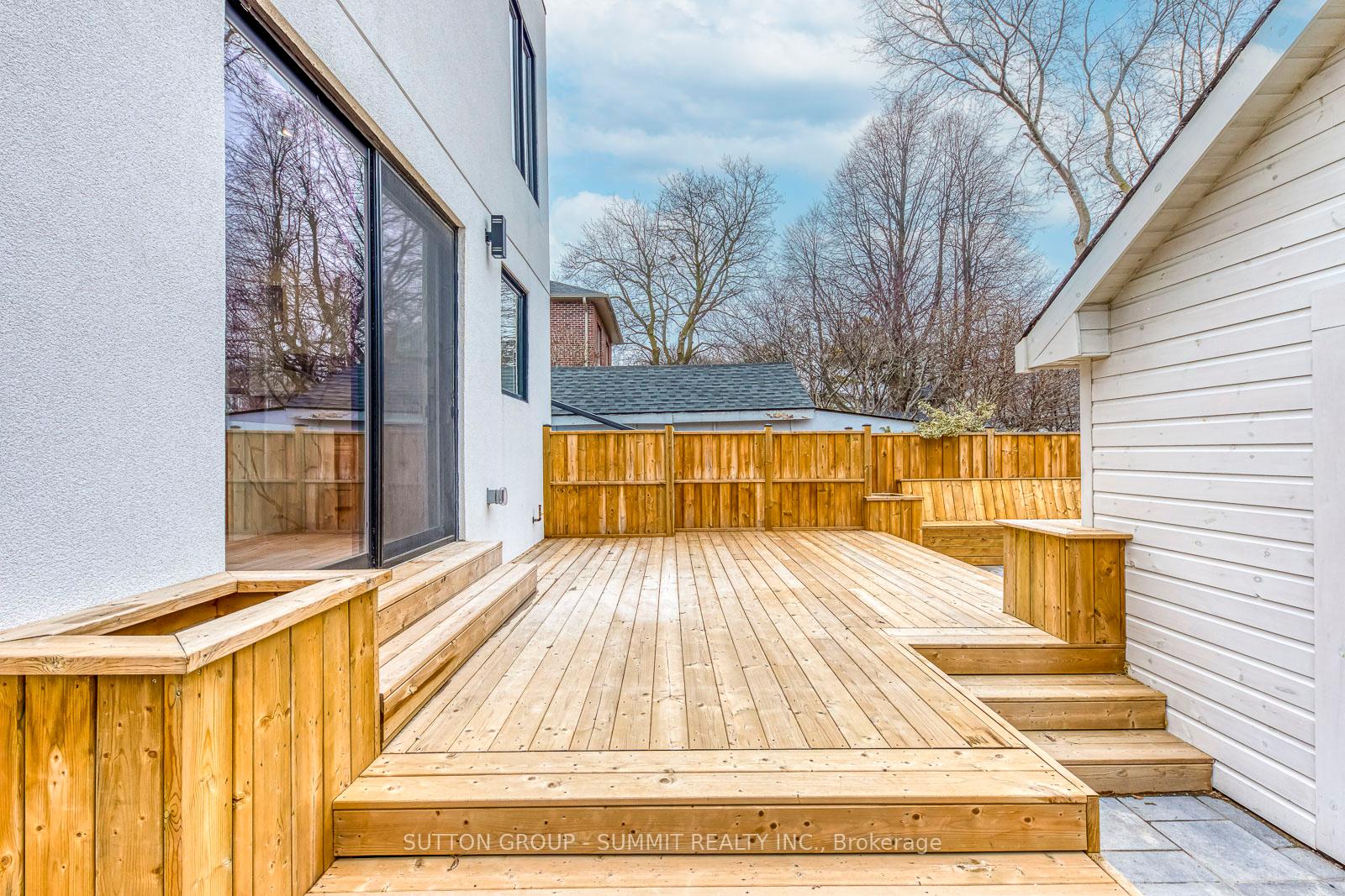 Photo 36 of 103 Kalmar Avenue, Scarborough, Birchcliffe-Cliffside — HOMEH