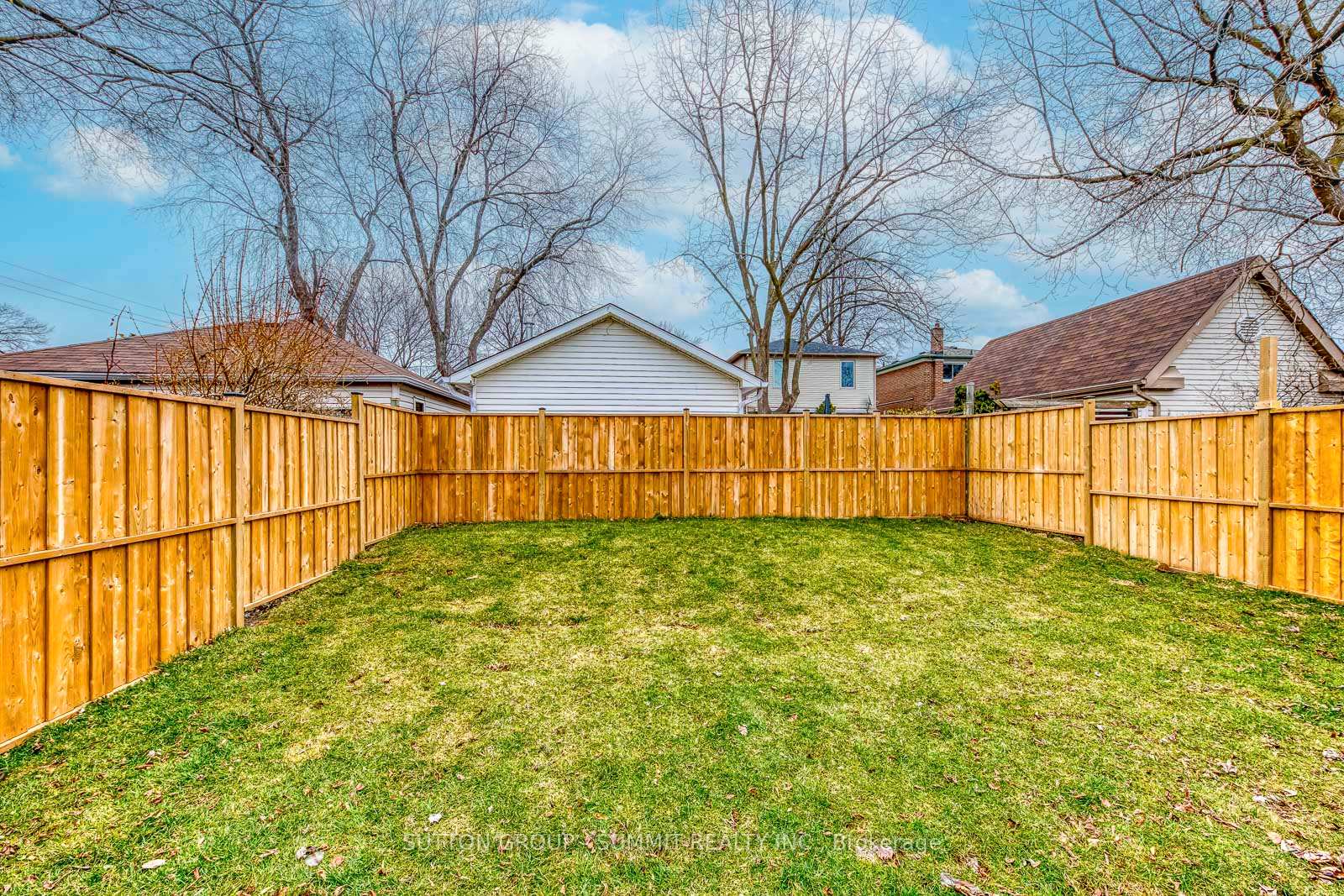 Photo 40 of 103 Kalmar Avenue, Scarborough, Birchcliffe-Cliffside — HOMEH