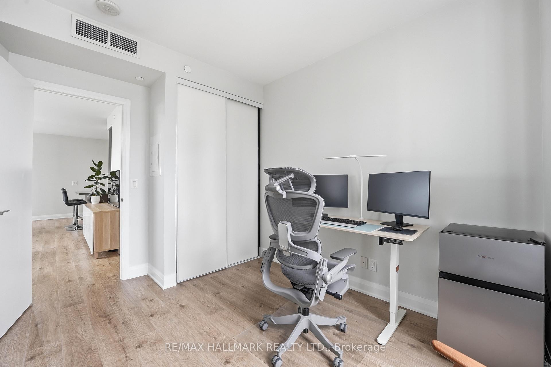 Photo 12 of Unit 710, 36 Park Lawn Road, Etobicoke, Mimico — HOMEH