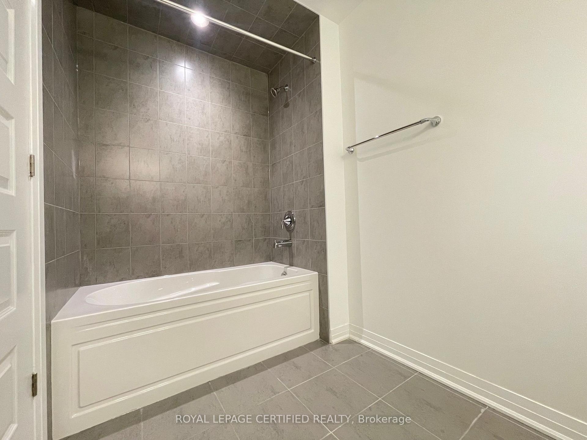 Photo 15 of Unit 521, 470 Gordon Krantz Avenue, Milton, Walker — HOMEH