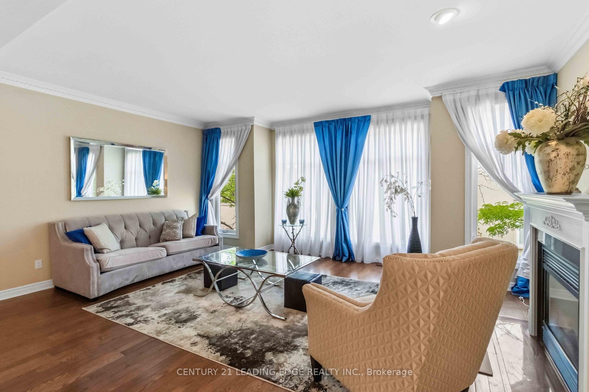 Photo 2 of 47 Cordoba Drive, Vaughan, Lakeview Estates — HOMEH