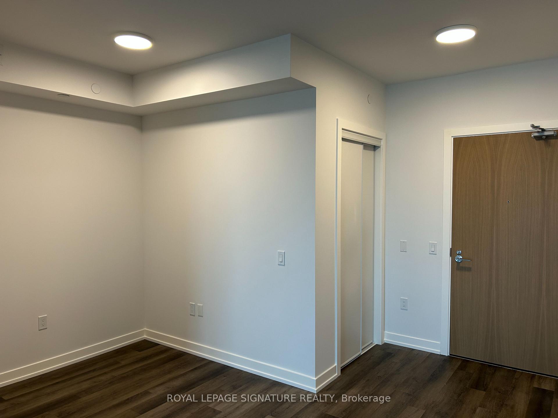 Photo 4 of Unit 2004, 5 Meadowale Road, Vaughan, Vaughan Corporate Centre — HOMEH