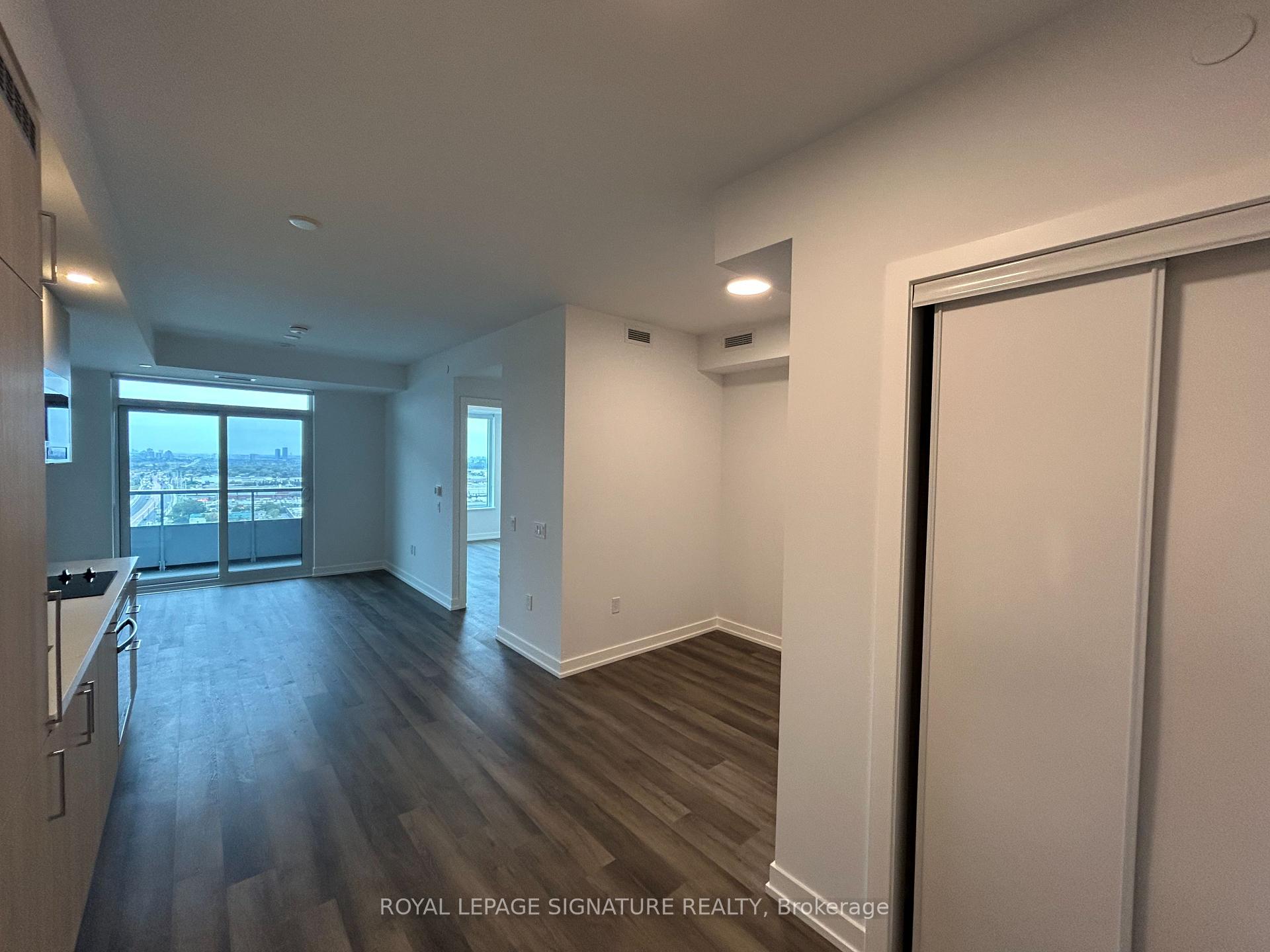 Photo 5 of Unit 2004, 5 Meadowale Road, Vaughan, Vaughan Corporate Centre — HOMEH