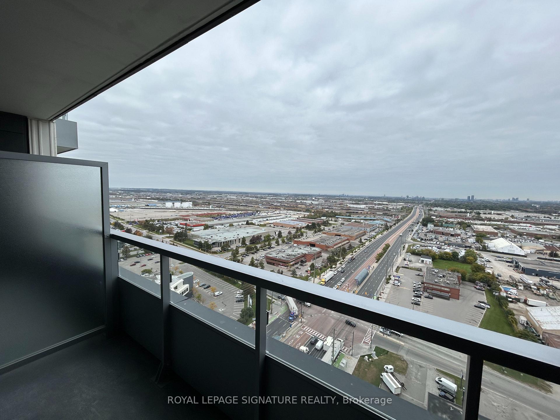 Photo 16 of Unit 2004, 5 Meadowale Road, Vaughan, Vaughan Corporate Centre — HOMEH