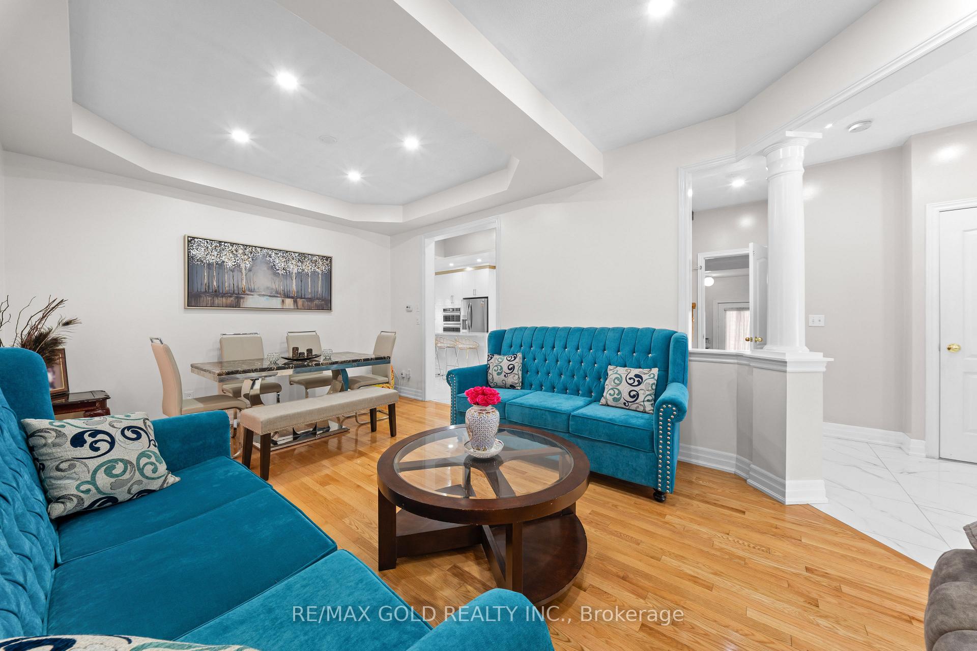 Photo 8 of 19 Attview Crescent, Brampton, Bram East — HOMEH