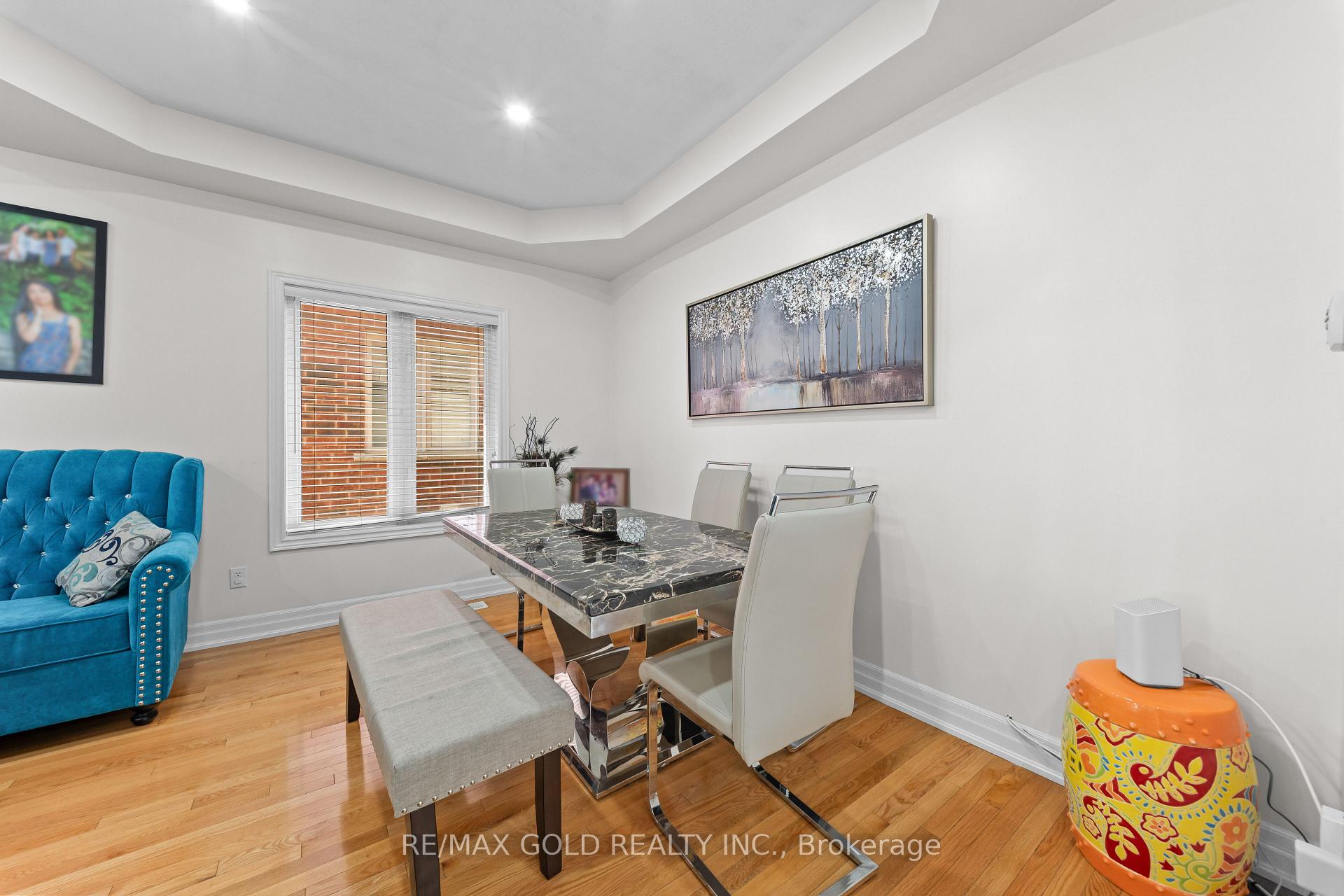 Photo 9 of 19 Attview Crescent, Brampton, Bram East — HOMEH