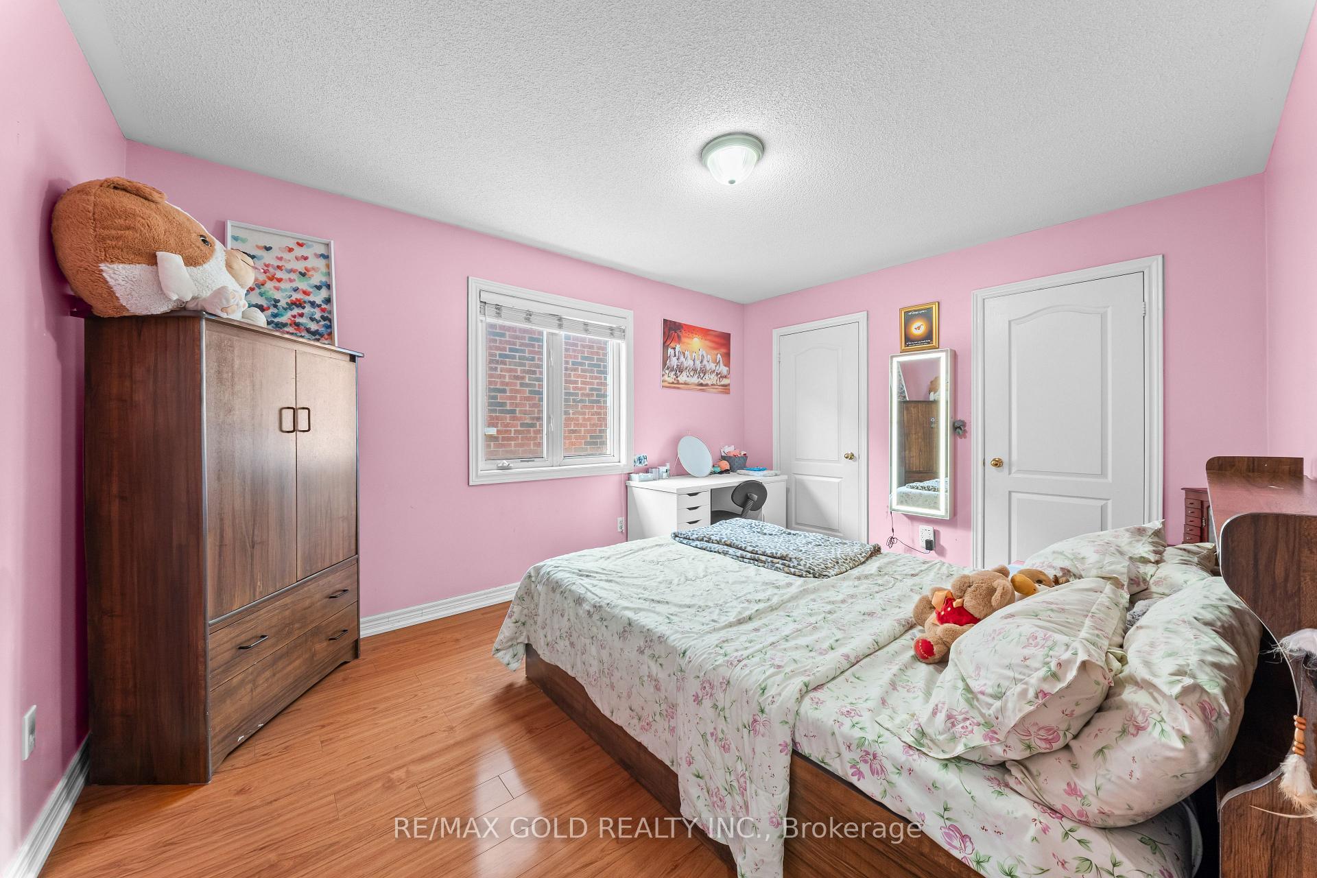 Photo 16 of 19 Attview Crescent, Brampton, Bram East — HOMEH