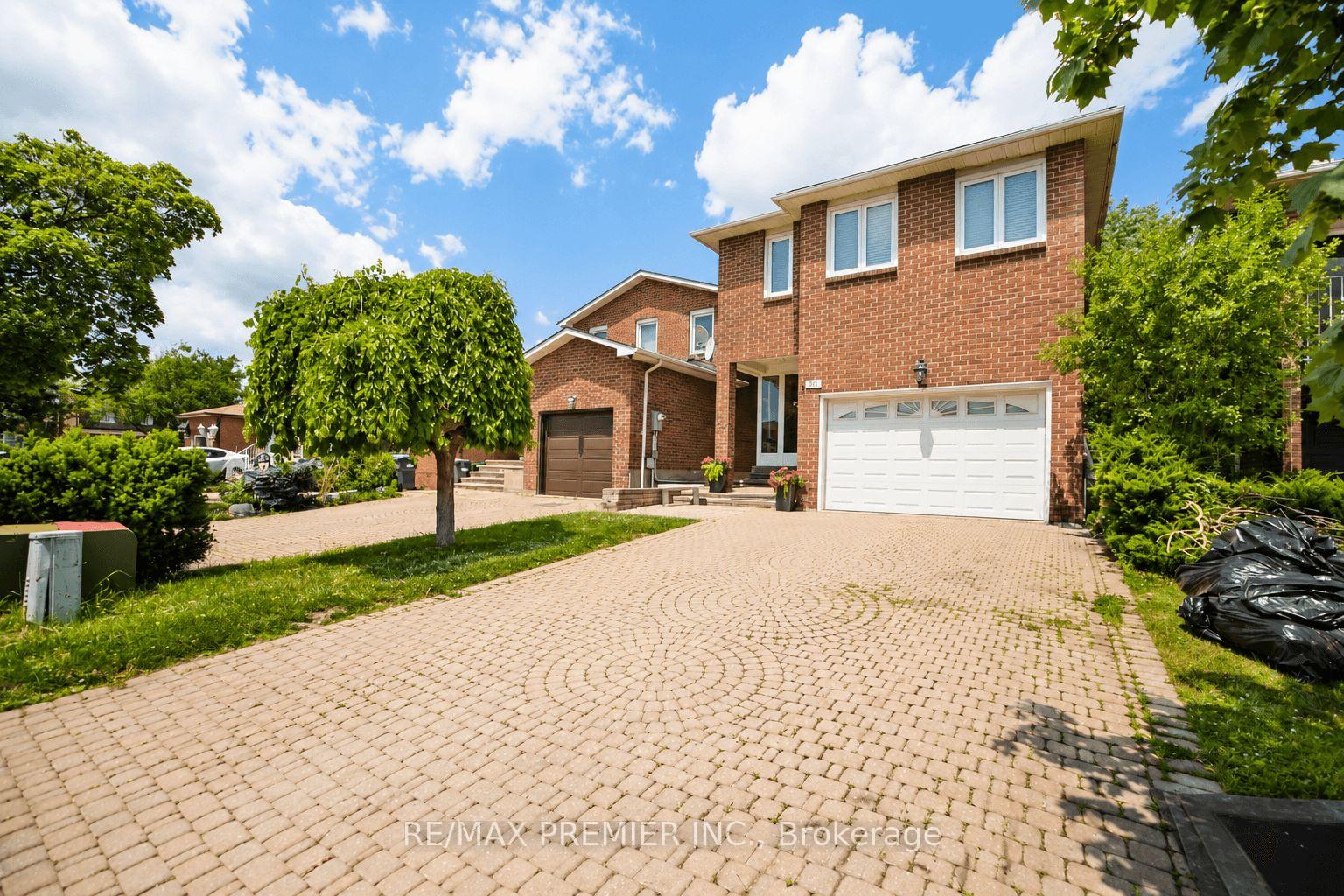 Photo 4 of 55 Deerpark Crescent, Brampton, Brampton West — HOMEH