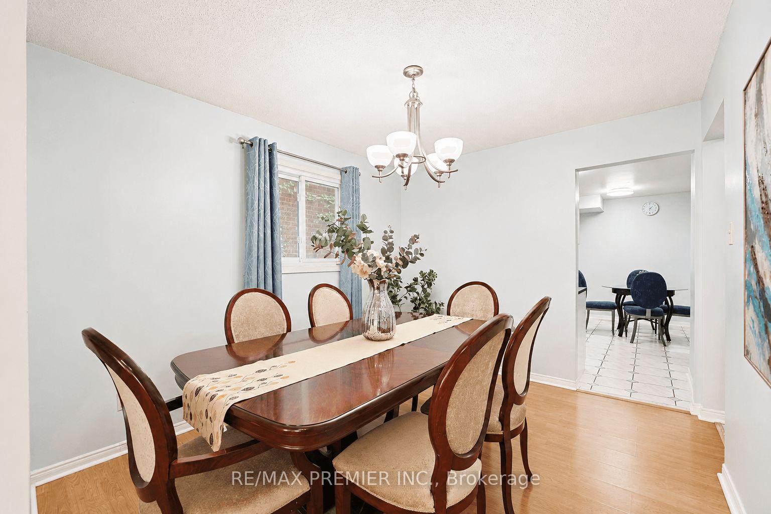 Photo 13 of 55 Deerpark Crescent, Brampton, Brampton West — HOMEH