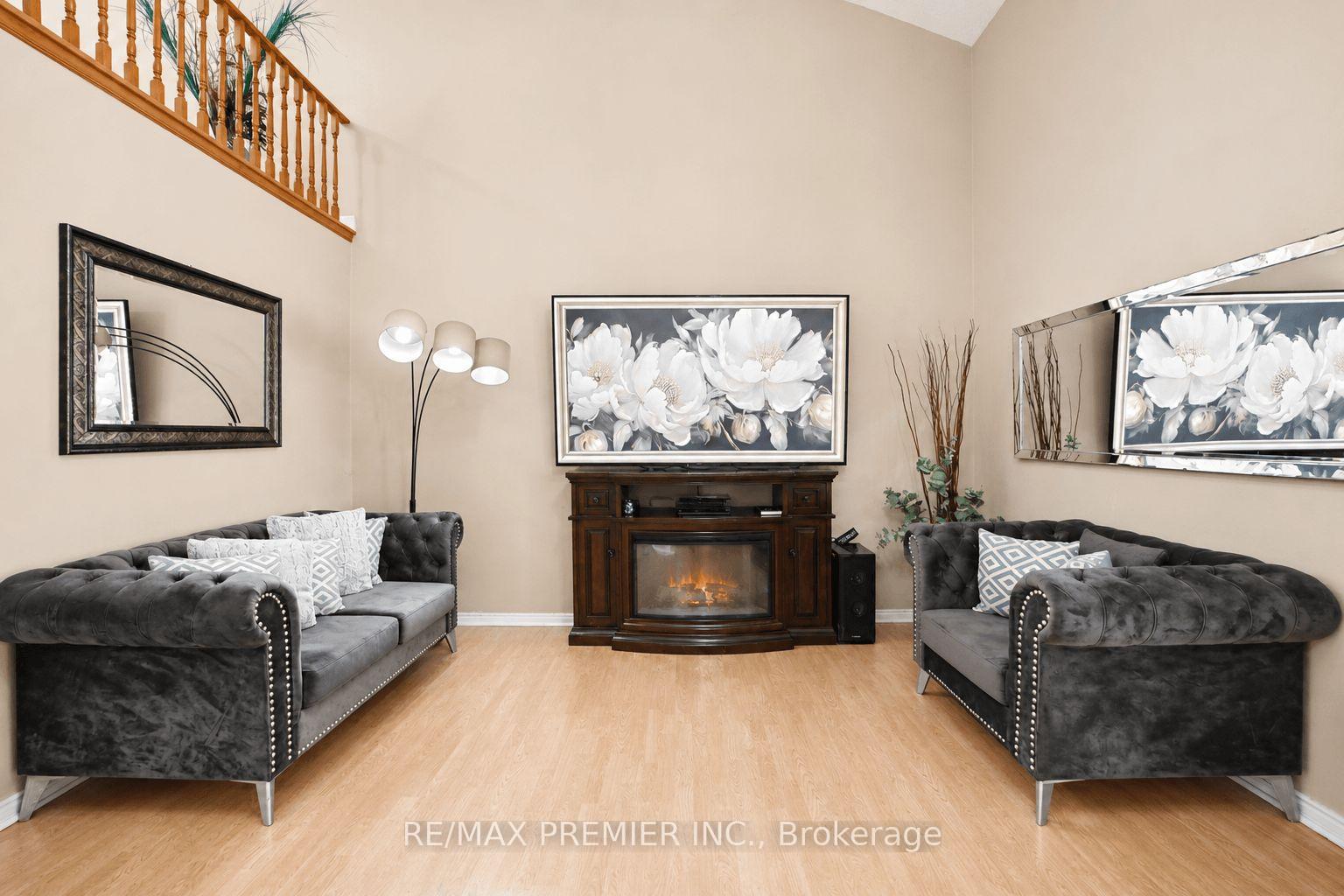 Photo 20 of 55 Deerpark Crescent, Brampton, Brampton West — HOMEH