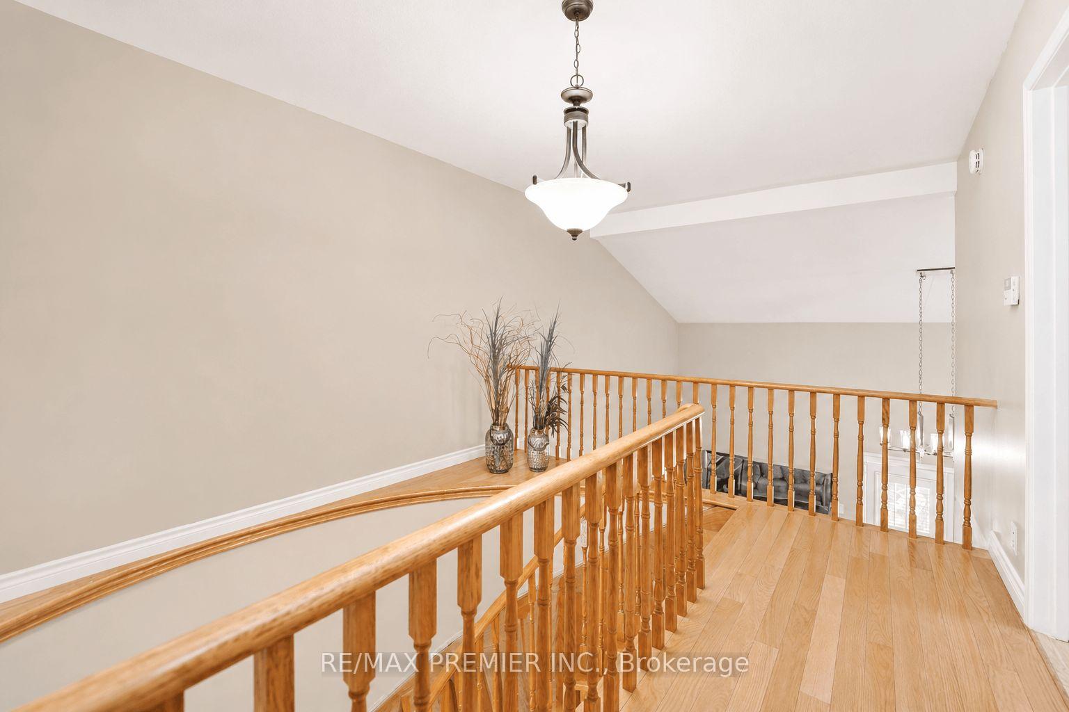 Photo 22 of 55 Deerpark Crescent, Brampton, Brampton West — HOMEH