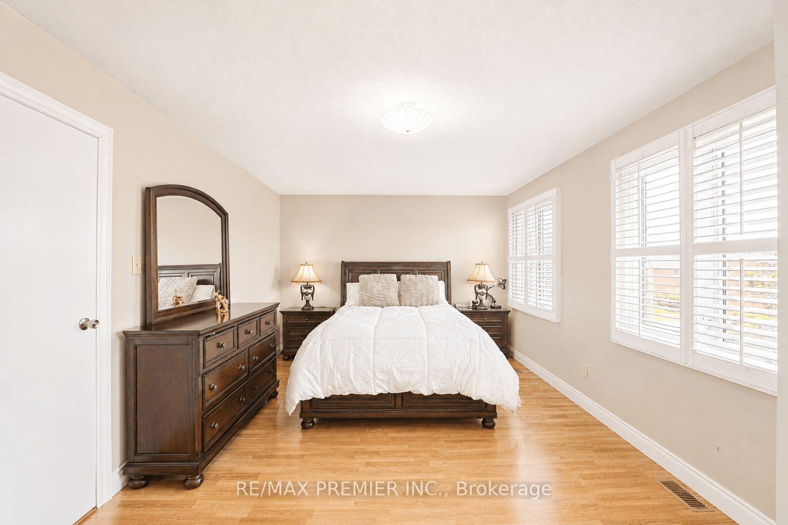 Photo 23 of 55 Deerpark Crescent, Brampton, Brampton West — HOMEH