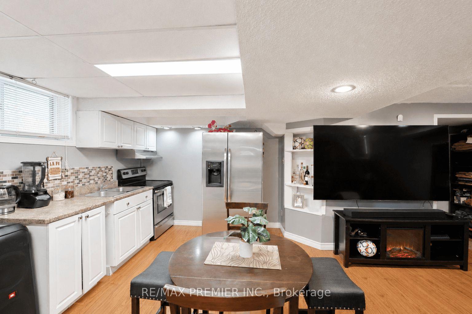 Photo 35 of 55 Deerpark Crescent, Brampton, Brampton West — HOMEH