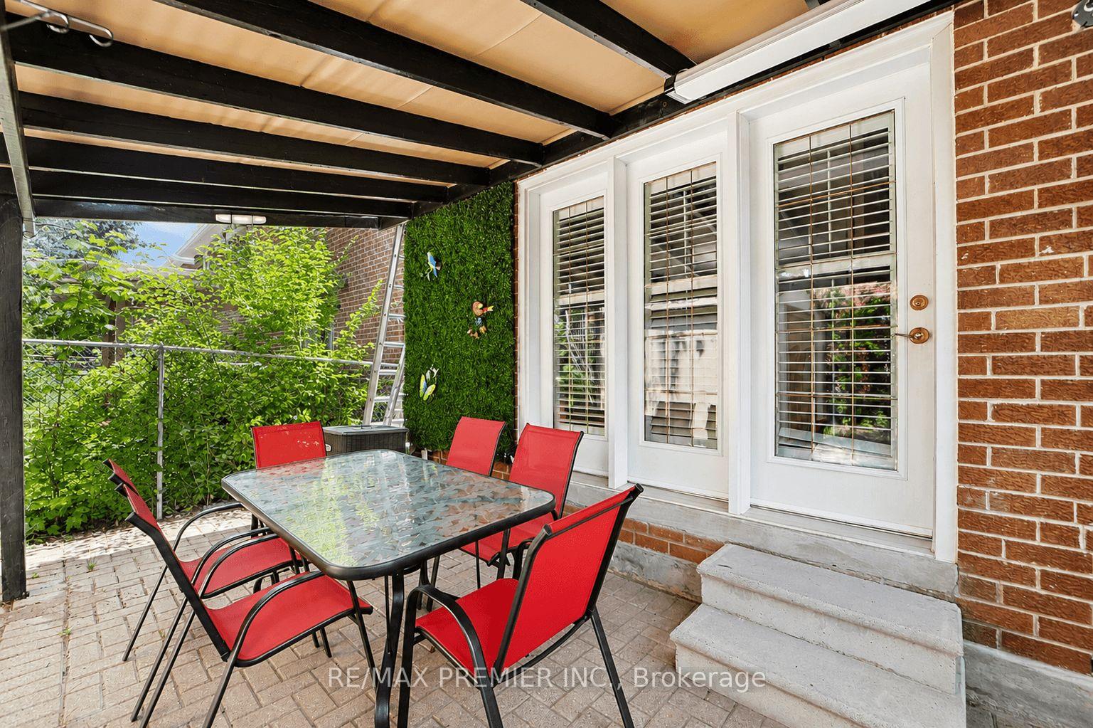 Photo 44 of 55 Deerpark Crescent, Brampton, Brampton West — HOMEH