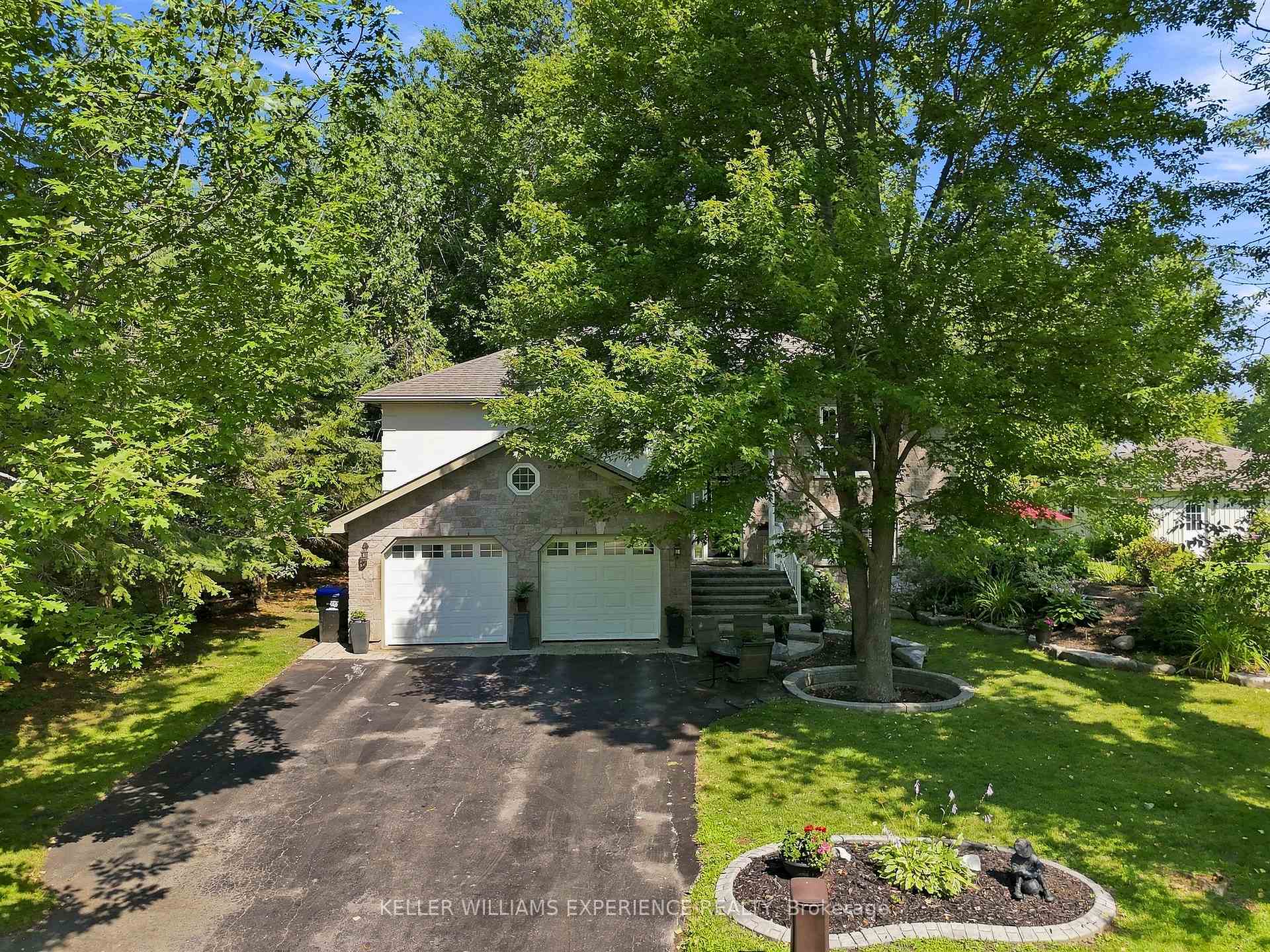 Photo 2 of 2438 Amigo Drive, Severn, West Shore — HOMEH